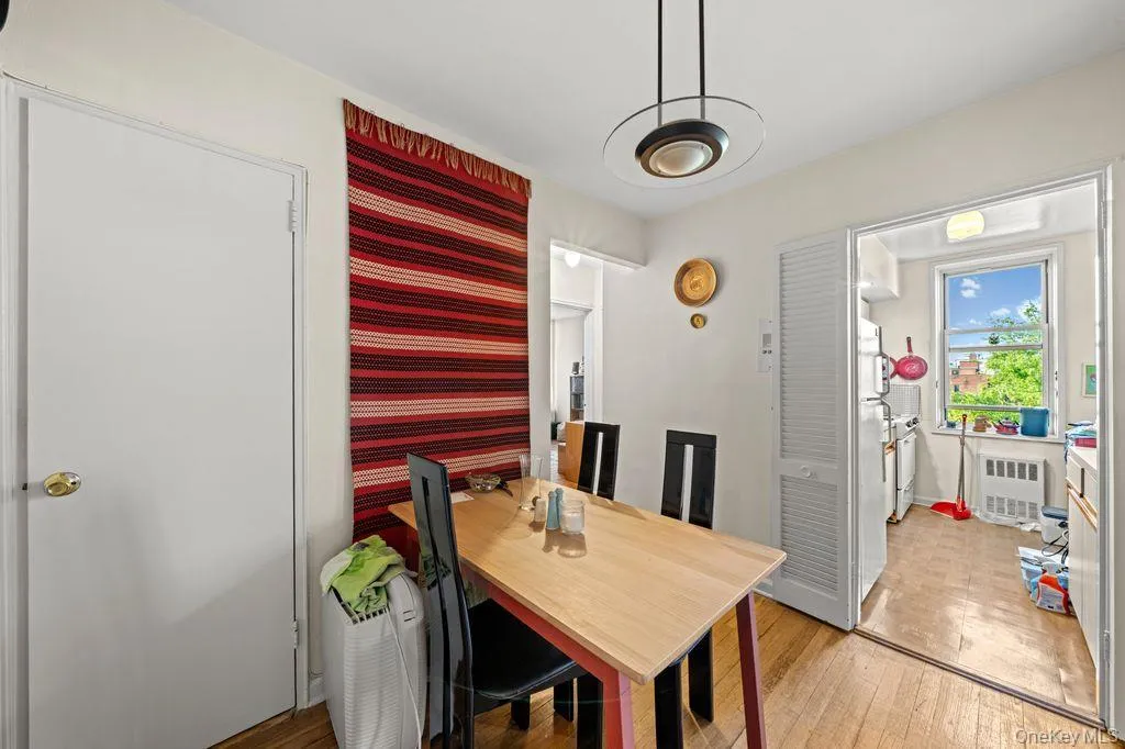 31-85 Crescent Street, New York, NY, 1 Bedroom Bedrooms, 4 Rooms Rooms,1 BathroomBathrooms,Residential,For Rent,Crescent,0,1020703 31-85 Crescent Street, New York, NY, 1 Bedroom Bedrooms, 4 Rooms Rooms,1 BathroomBathrooms,Residential,For Rent,Crescent,0,1020703