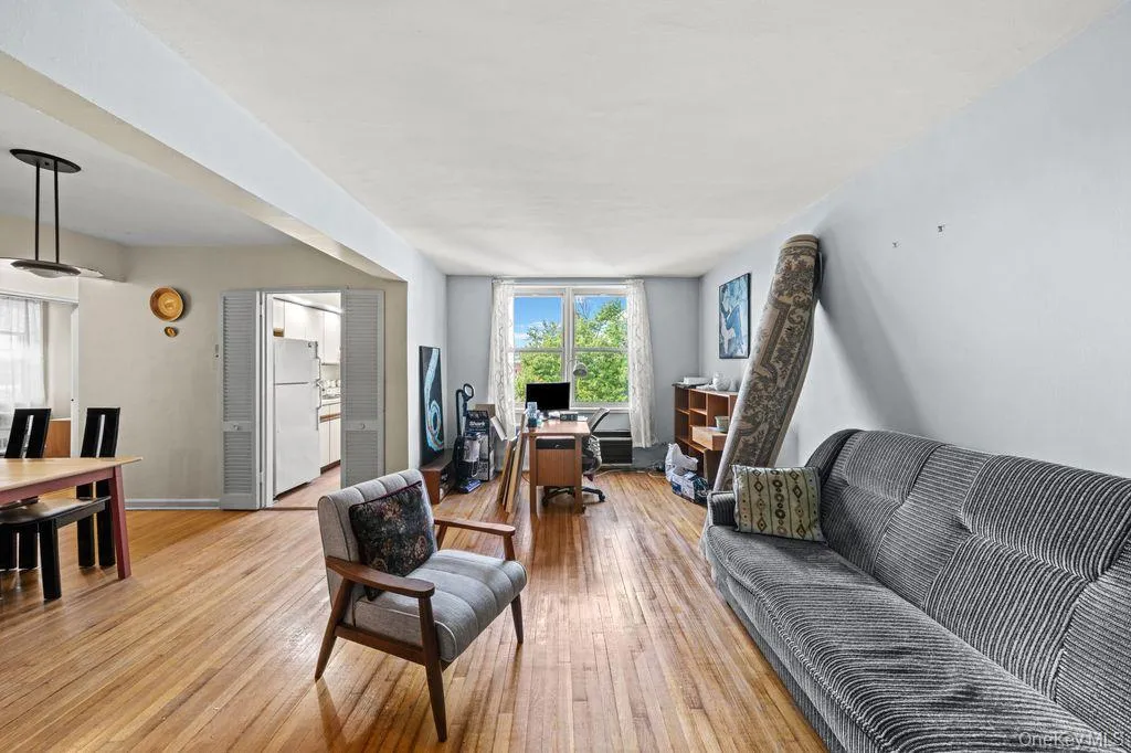 31-85 Crescent Street, New York, NY, 1 Bedroom Bedrooms, 4 Rooms Rooms,1 BathroomBathrooms,Residential,For Rent,Crescent,0,1020703 31-85 Crescent Street, New York, NY, 1 Bedroom Bedrooms, 4 Rooms Rooms,1 BathroomBathrooms,Residential,For Rent,Crescent,0,1020703
