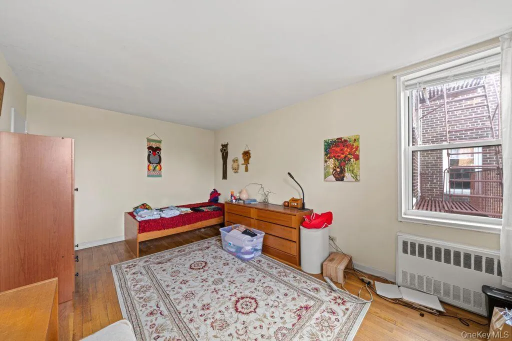 31-85 Crescent Street, New York, NY, 1 Bedroom Bedrooms, 4 Rooms Rooms,1 BathroomBathrooms,Residential,For Rent,Crescent,0,1020703 31-85 Crescent Street, New York, NY, 1 Bedroom Bedrooms, 4 Rooms Rooms,1 BathroomBathrooms,Residential,For Rent,Crescent,0,1020703