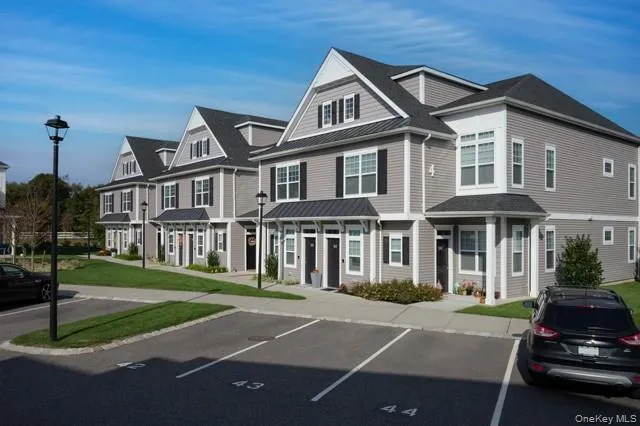 300 Sutton Court, Brookhaven, NY, 2 Bedrooms Bedrooms, 5 Rooms Rooms,2 BathroomsBathrooms,Residential Lease,For Rent,Sutton,0,1020706 300 Sutton Court, Brookhaven, NY, 2 Bedrooms Bedrooms, 5 Rooms Rooms,2 BathroomsBathrooms,Residential Lease,For Rent,Sutton,0,1020706