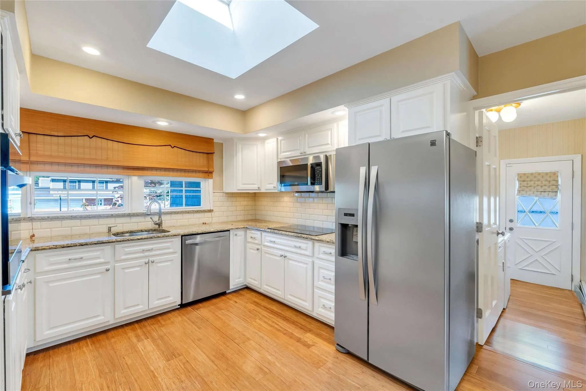 22 Dover Hill Drive, Smithtown, NY, 3 Bedrooms Bedrooms, 6 Rooms Rooms,2 BathroomsBathrooms,Residential,For Rent,Dover Hill,0,1020707 22 Dover Hill Drive, Smithtown, NY, 3 Bedrooms Bedrooms, 6 Rooms Rooms,2 BathroomsBathrooms,Residential,For Rent,Dover Hill,0,1020707