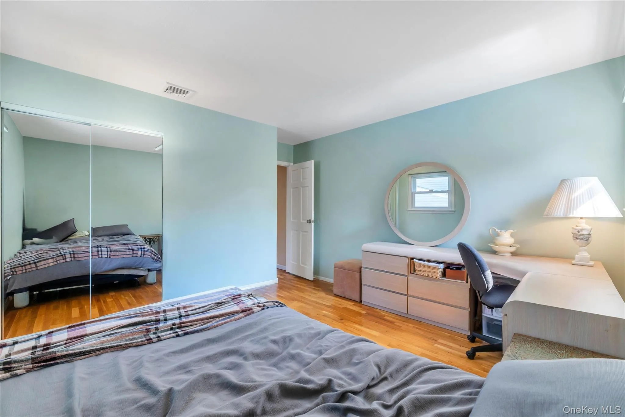 22 Dover Hill Drive, Smithtown, NY, 3 Bedrooms Bedrooms, 6 Rooms Rooms,2 BathroomsBathrooms,Residential,For Rent,Dover Hill,0,1020707 22 Dover Hill Drive, Smithtown, NY, 3 Bedrooms Bedrooms, 6 Rooms Rooms,2 BathroomsBathrooms,Residential,For Rent,Dover Hill,0,1020707