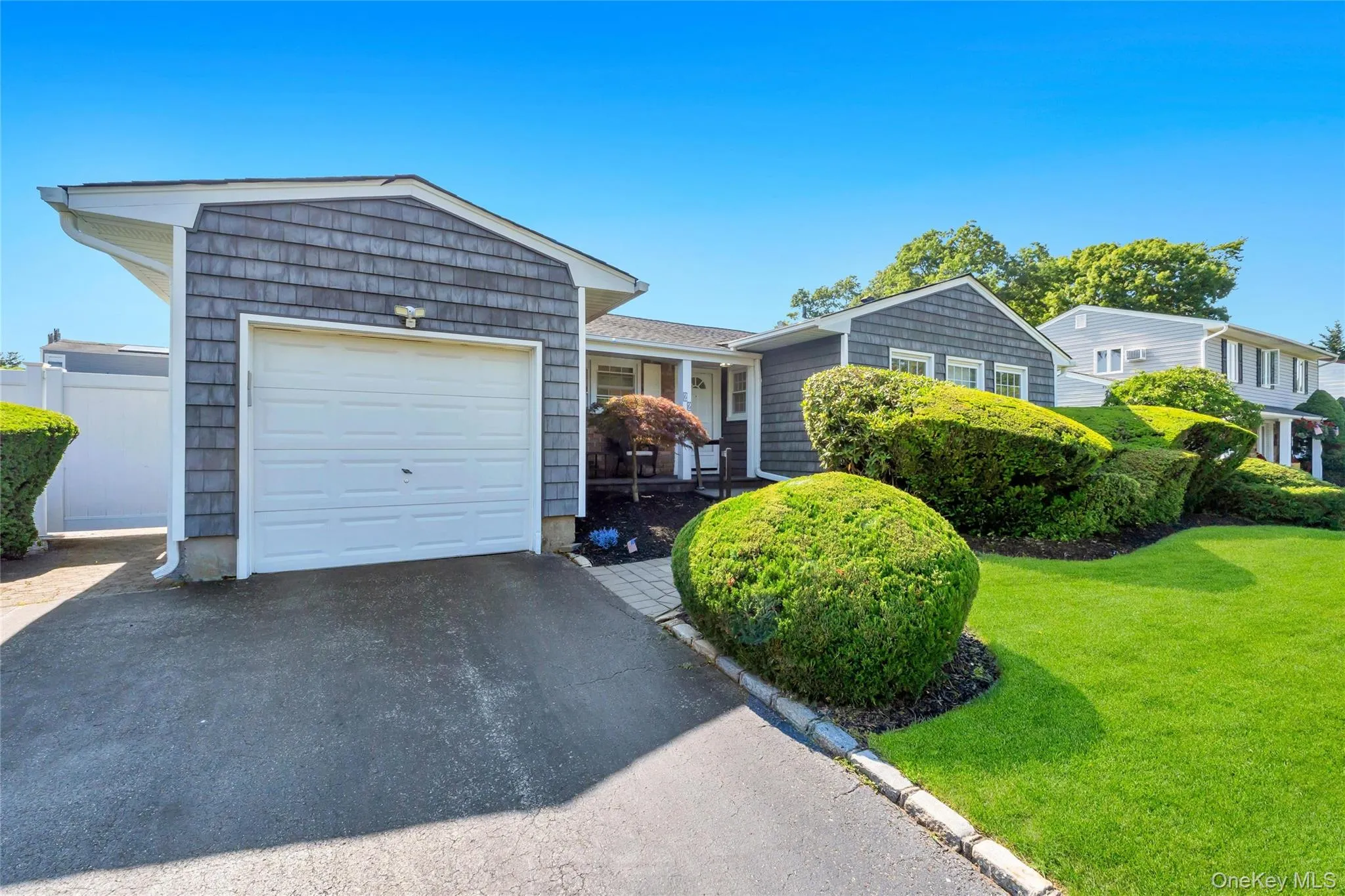 22 Dover Hill Drive, Smithtown, NY, 3 Bedrooms Bedrooms, 6 Rooms Rooms,2 BathroomsBathrooms,Residential,For Rent,Dover Hill,0,1020707 22 Dover Hill Drive, Smithtown, NY, 3 Bedrooms Bedrooms, 6 Rooms Rooms,2 BathroomsBathrooms,Residential,For Rent,Dover Hill,0,1020707