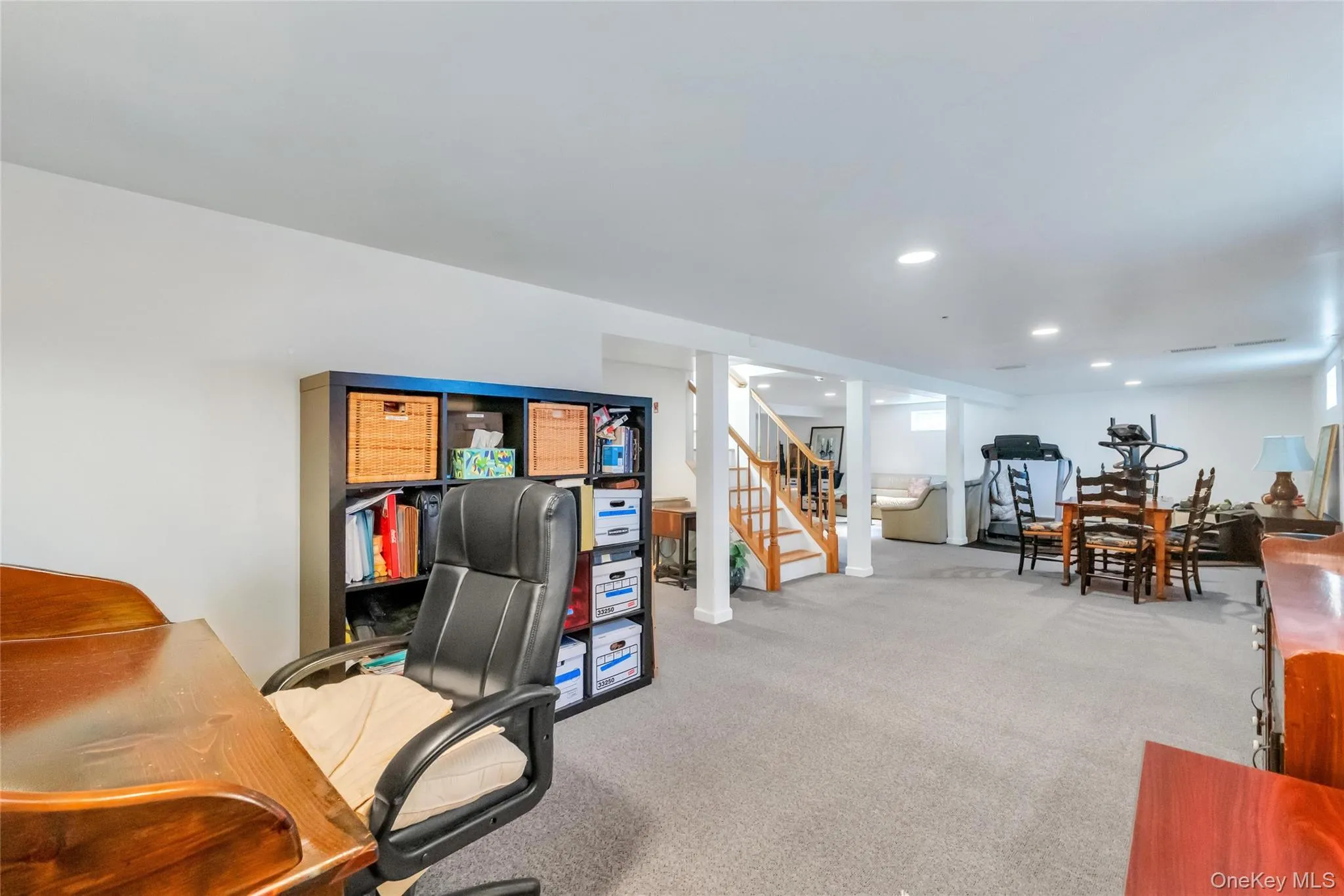 22 Dover Hill Drive, Smithtown, NY, 3 Bedrooms Bedrooms, 6 Rooms Rooms,2 BathroomsBathrooms,Residential,For Rent,Dover Hill,0,1020707 22 Dover Hill Drive, Smithtown, NY, 3 Bedrooms Bedrooms, 6 Rooms Rooms,2 BathroomsBathrooms,Residential,For Rent,Dover Hill,0,1020707