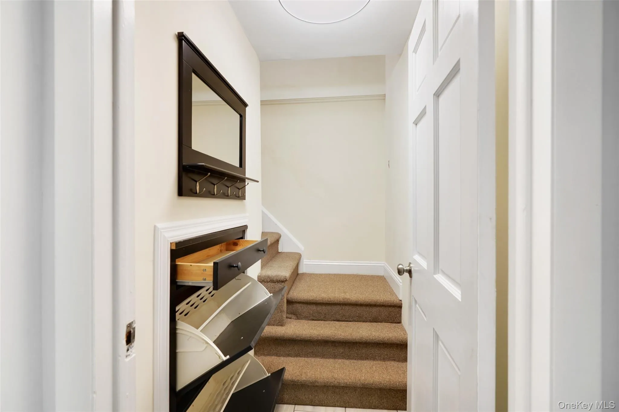 Entry to unit with storage Entry to unit with storage