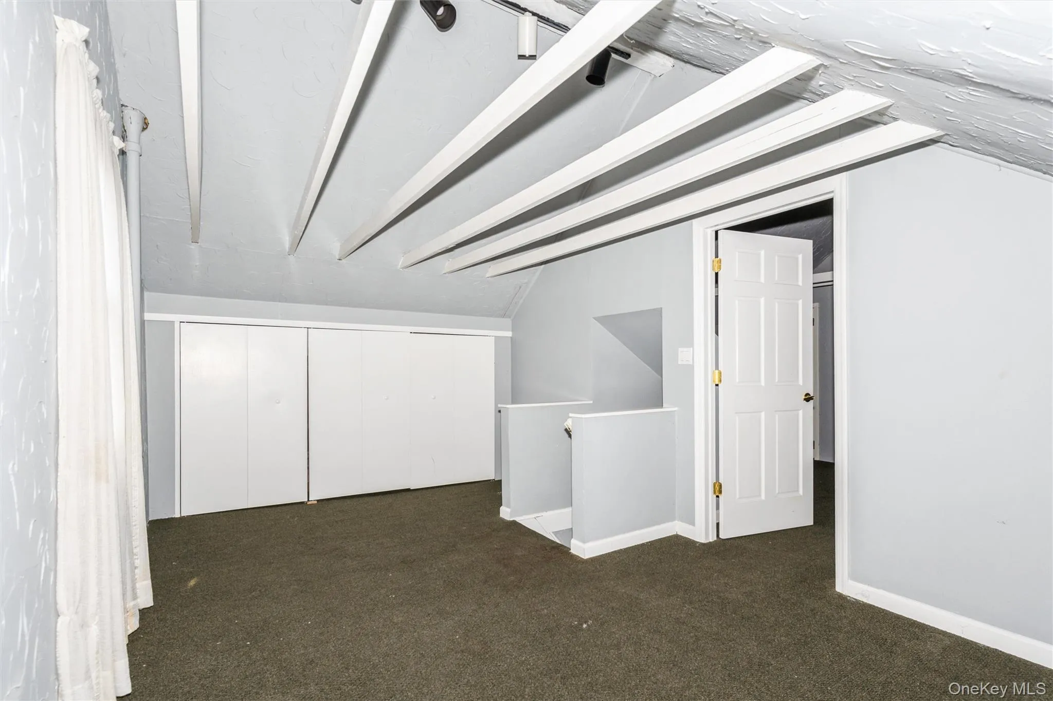 7 Bayview Terrace, North Hempstead, NY, 3 Bedrooms Bedrooms, 6 Rooms Rooms,3 BathroomsBathrooms,Residential Lease,For Rent,Bayview,0,1020715 7 Bayview Terrace, North Hempstead, NY, 3 Bedrooms Bedrooms, 6 Rooms Rooms,3 BathroomsBathrooms,Residential Lease,For Rent,Bayview,0,1020715