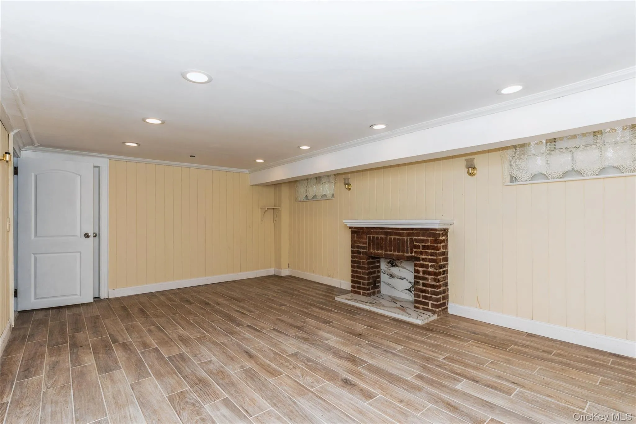 7 Bayview Terrace, North Hempstead, NY, 3 Bedrooms Bedrooms, 6 Rooms Rooms,3 BathroomsBathrooms,Residential Lease,For Rent,Bayview,0,1020715 7 Bayview Terrace, North Hempstead, NY, 3 Bedrooms Bedrooms, 6 Rooms Rooms,3 BathroomsBathrooms,Residential Lease,For Rent,Bayview,0,1020715
