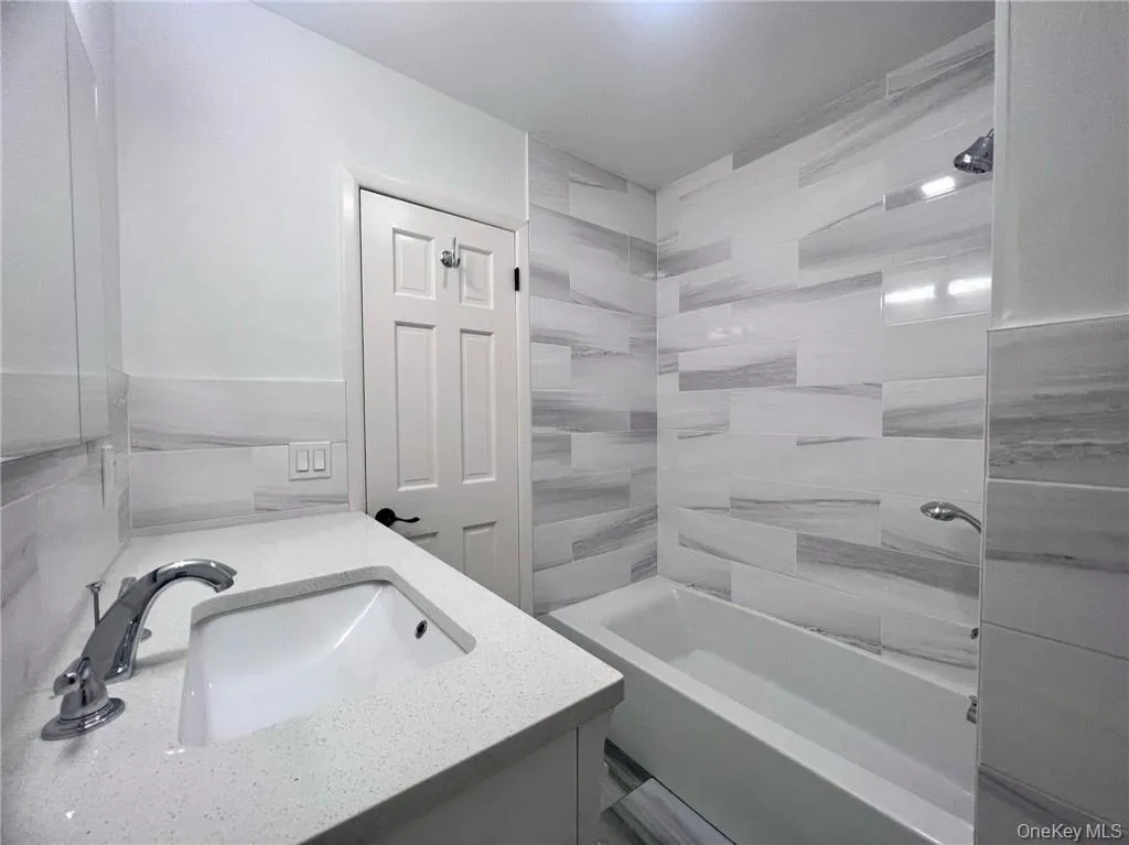 Hall full bath Hall full bath