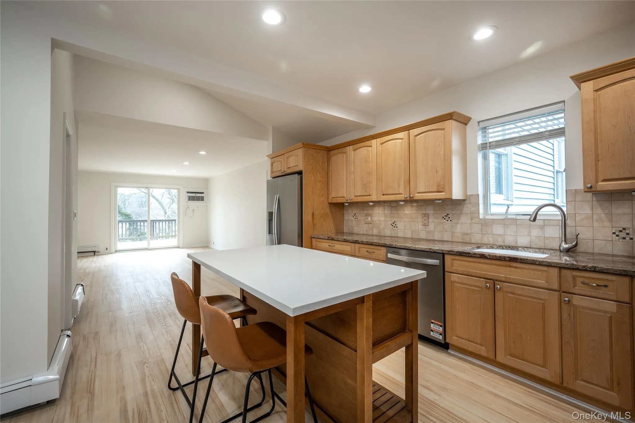 14 Deane Place, Mamaroneck, NY, 3 Bedrooms Bedrooms, 7 Rooms Rooms,2 BathroomsBathrooms,Residential Lease,For Rent,Deane,0,1020724 14 Deane Place, Mamaroneck, NY, 3 Bedrooms Bedrooms, 7 Rooms Rooms,2 BathroomsBathrooms,Residential Lease,For Rent,Deane,0,1020724