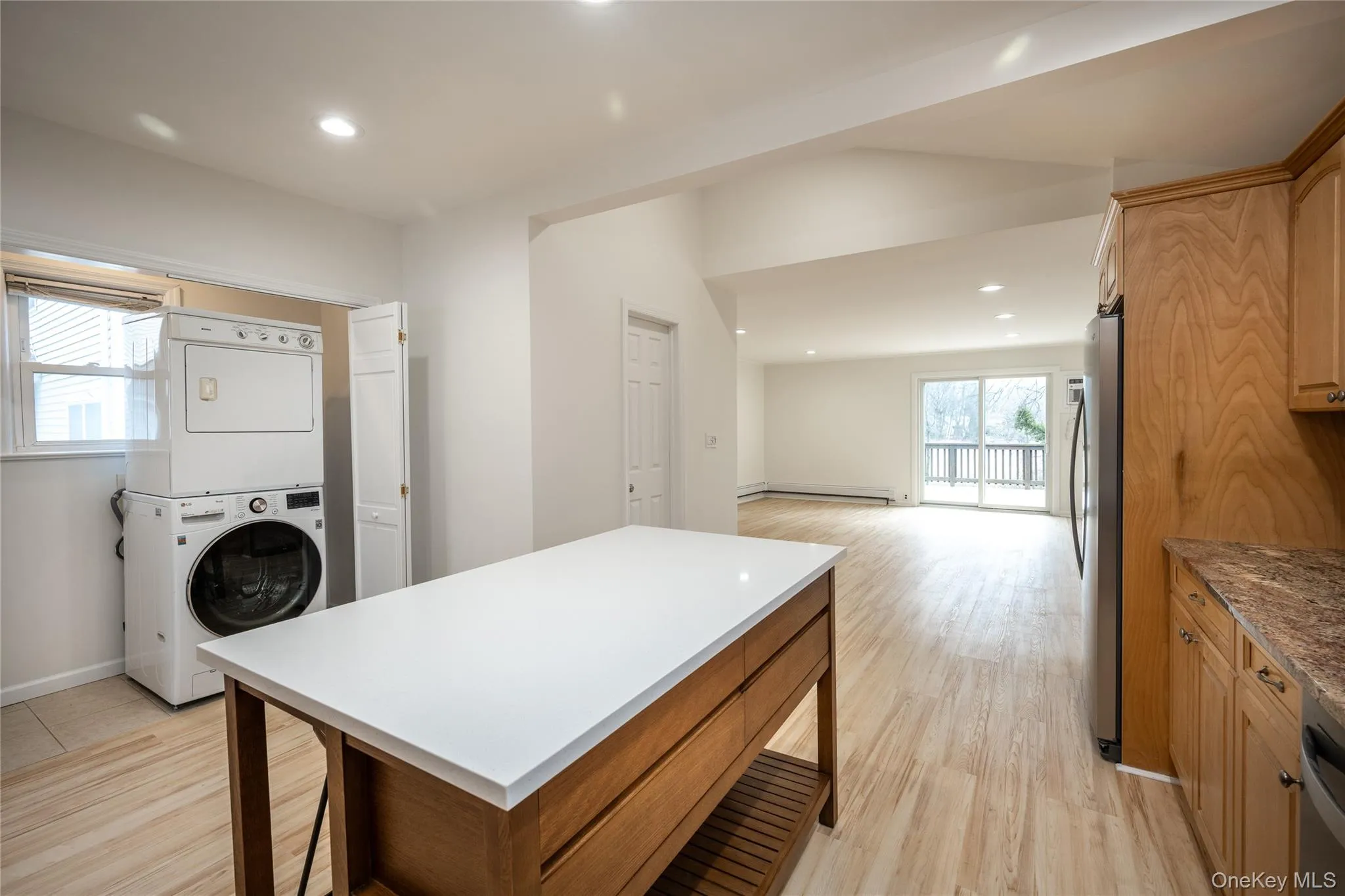 14 Deane Place, Mamaroneck, NY, 3 Bedrooms Bedrooms, 7 Rooms Rooms,2 BathroomsBathrooms,Residential Lease,For Rent,Deane,0,1020724 14 Deane Place, Mamaroneck, NY, 3 Bedrooms Bedrooms, 7 Rooms Rooms,2 BathroomsBathrooms,Residential Lease,For Rent,Deane,0,1020724