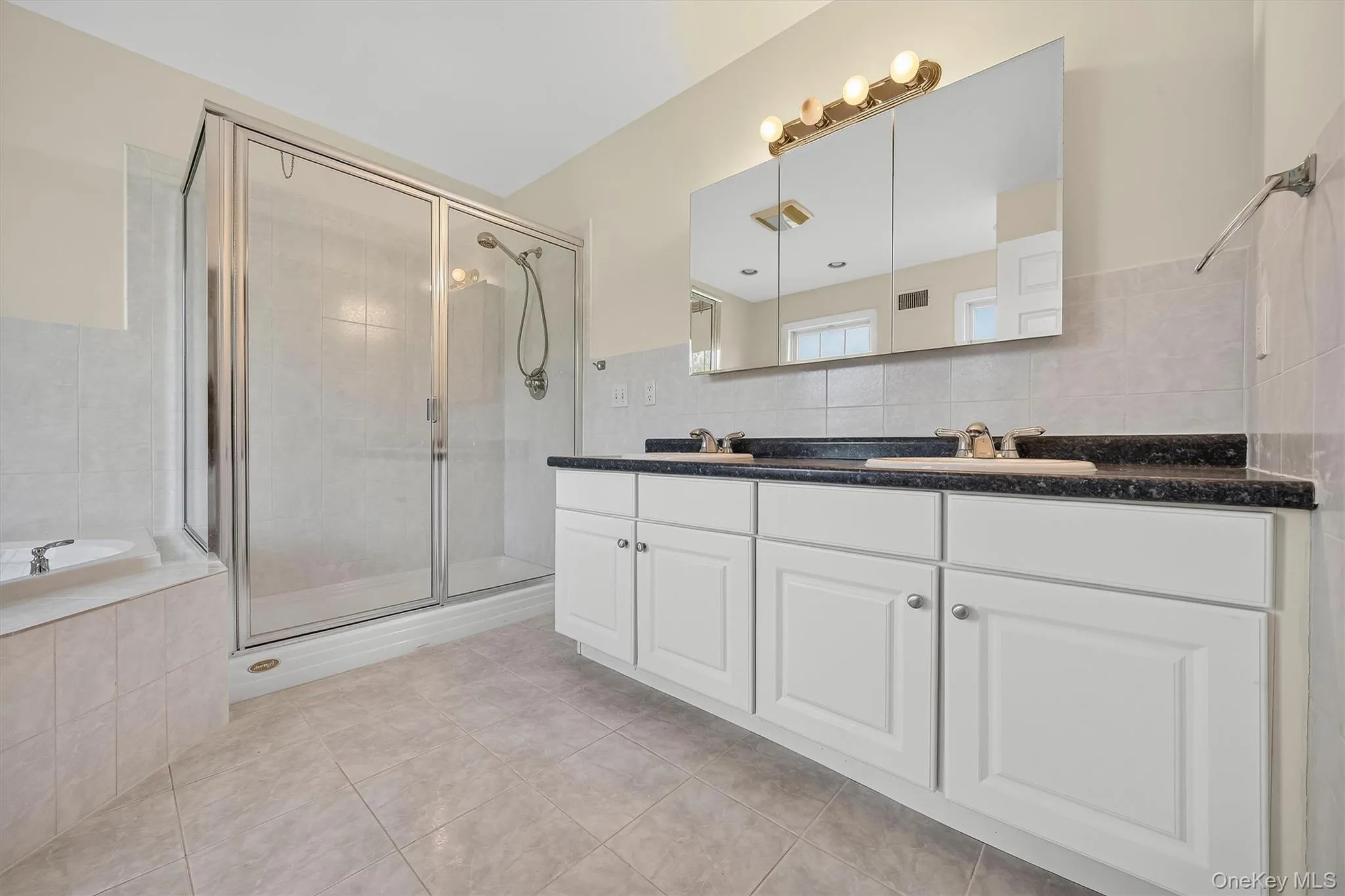 6 Dorian Way, Hamptonburgh, NY, 4 Bedrooms Bedrooms, 9 Rooms Rooms,2 BathroomsBathrooms,Residential,For Rent,Dorian,0,1020727 6 Dorian Way, Hamptonburgh, NY, 4 Bedrooms Bedrooms, 9 Rooms Rooms,2 BathroomsBathrooms,Residential,For Rent,Dorian,0,1020727