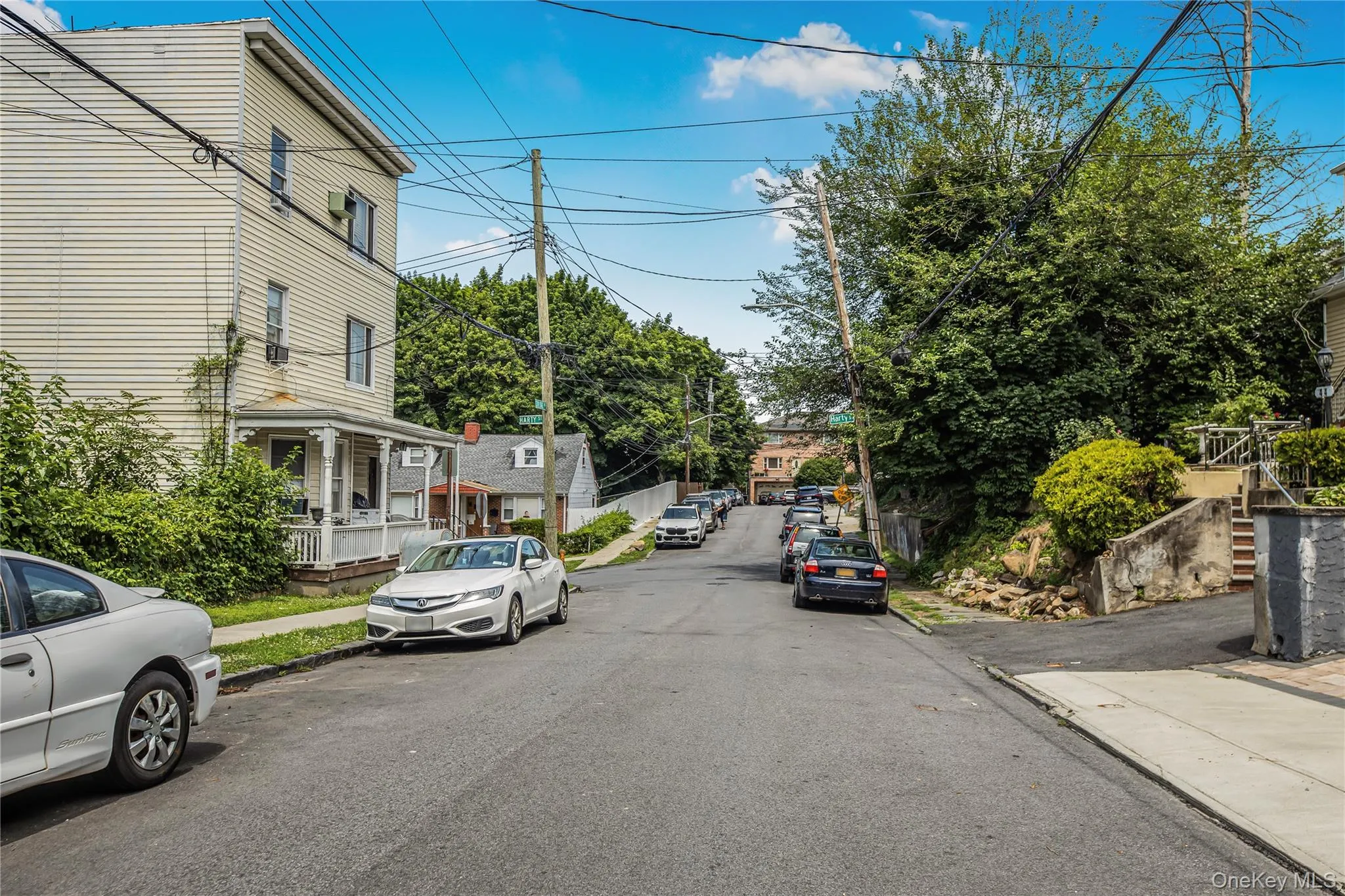 36 Coolidge Avenue, Yonkers, NY, 3 Bedrooms Bedrooms, 5 Rooms Rooms,2 BathroomsBathrooms,Residential Lease,For Rent,Coolidge,0,1020728 36 Coolidge Avenue, Yonkers, NY, 3 Bedrooms Bedrooms, 5 Rooms Rooms,2 BathroomsBathrooms,Residential Lease,For Rent,Coolidge,0,1020728