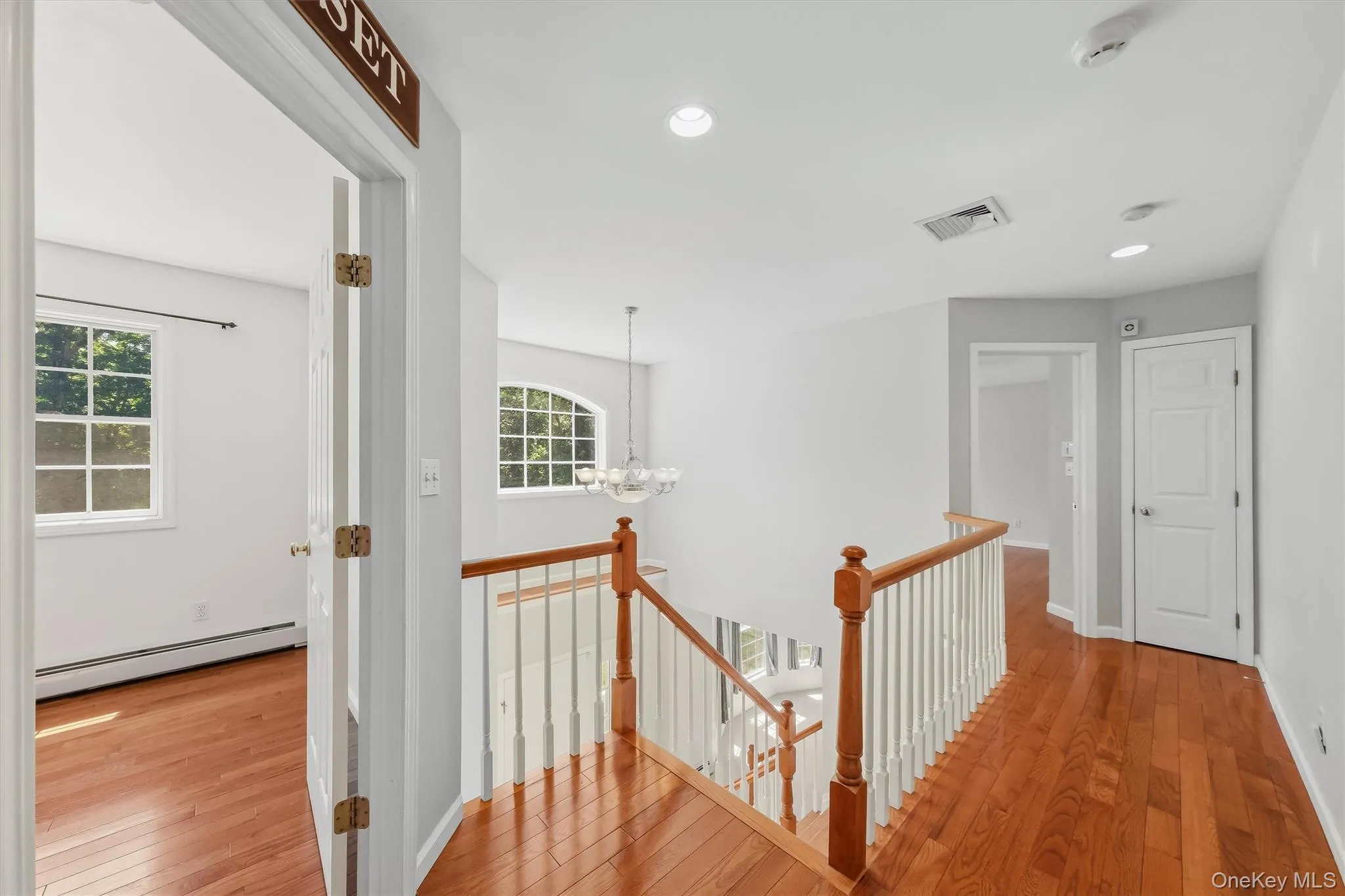 Staircase leading upstairs to all 4 bedrooms Staircase leading upstairs to all 4 bedrooms