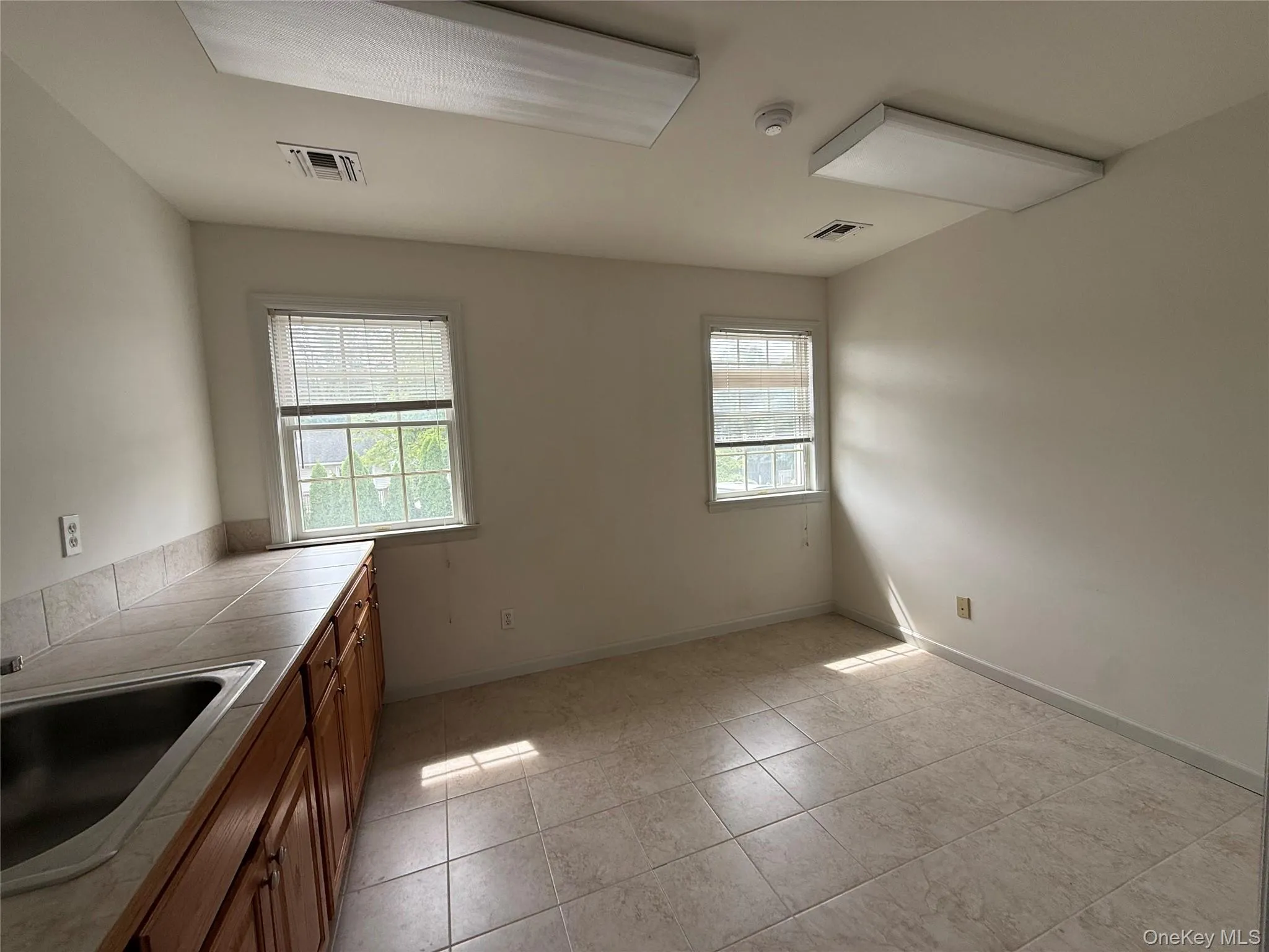 1360 Montauk Highway, Brookhaven, NY, ,Commercial Lease,For Rent,Montauk,0,1020734 1360 Montauk Highway, Brookhaven, NY, ,Commercial Lease,For Rent,Montauk,0,1020734