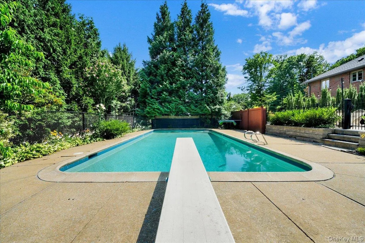 In ground pool with diving board and walk-in steps... 38 ft wide ... 3FT low end up to 9FT deep end In ground pool with diving board and walk-in steps... 38 ft wide ... 3FT low end up to 9FT deep end