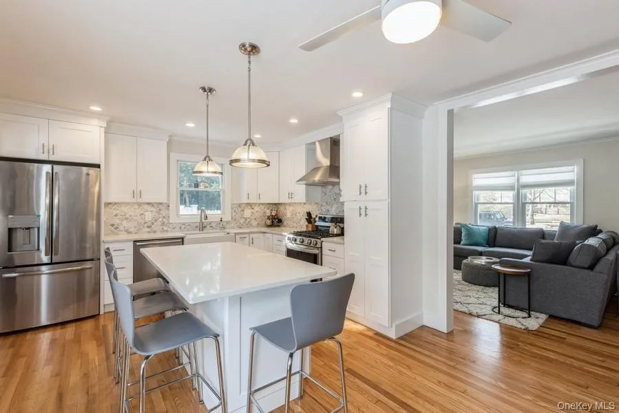 24 Woodland Avenue, Southampton, NY, 4 Bedrooms Bedrooms, 7 Rooms Rooms,2 BathroomsBathrooms,Residential Lease,For Rent,Woodland,0,1020742 24 Woodland Avenue, Southampton, NY, 4 Bedrooms Bedrooms, 7 Rooms Rooms,2 BathroomsBathrooms,Residential Lease,For Rent,Woodland,0,1020742