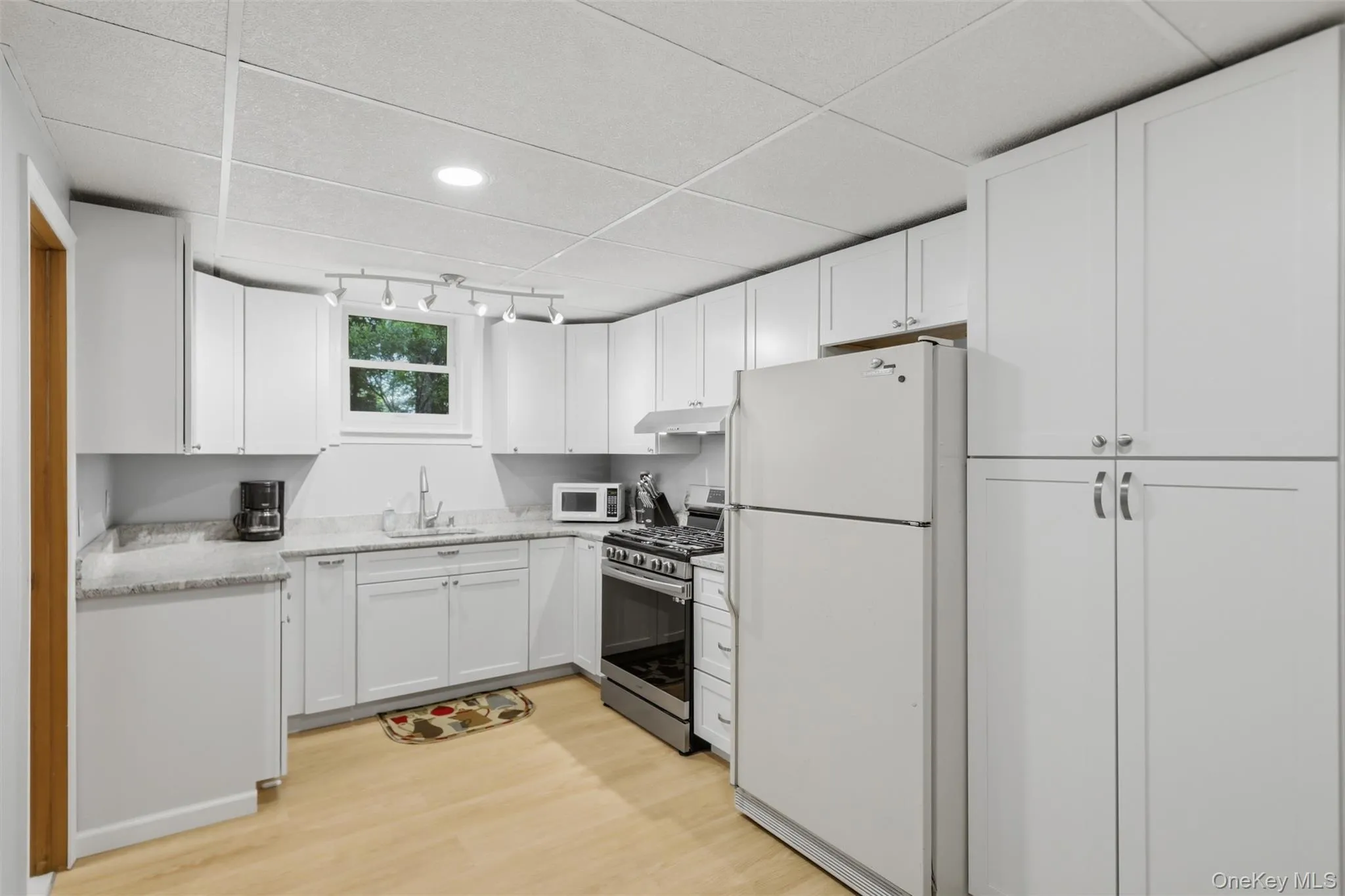 16 Buena Vista Point, Lumberland, NY, 5 Bedrooms Bedrooms, 9 Rooms Rooms,3 BathroomsBathrooms,Residential,For Rent,Buena Vista,0,1020749 16 Buena Vista Point, Lumberland, NY, 5 Bedrooms Bedrooms, 9 Rooms Rooms,3 BathroomsBathrooms,Residential,For Rent,Buena Vista,0,1020749