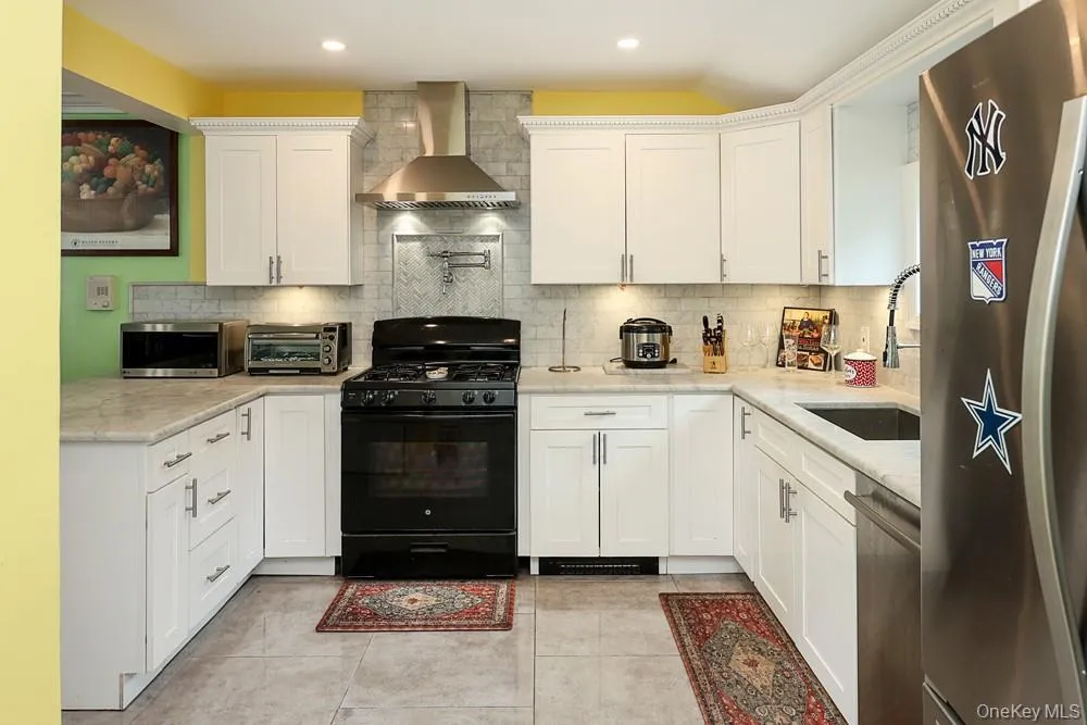 41 Cambria Road, Oyster Bay, NY, 4 Bedrooms Bedrooms, 7 Rooms Rooms,3 BathroomsBathrooms,Residential,For Rent,Cambria,0,1020752 41 Cambria Road, Oyster Bay, NY, 4 Bedrooms Bedrooms, 7 Rooms Rooms,3 BathroomsBathrooms,Residential,For Rent,Cambria,0,1020752