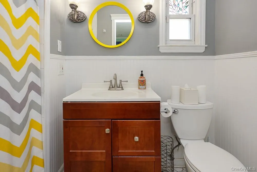 41 Cambria Road, Oyster Bay, NY, 4 Bedrooms Bedrooms, 7 Rooms Rooms,3 BathroomsBathrooms,Residential,For Rent,Cambria,0,1020752 41 Cambria Road, Oyster Bay, NY, 4 Bedrooms Bedrooms, 7 Rooms Rooms,3 BathroomsBathrooms,Residential,For Rent,Cambria,0,1020752