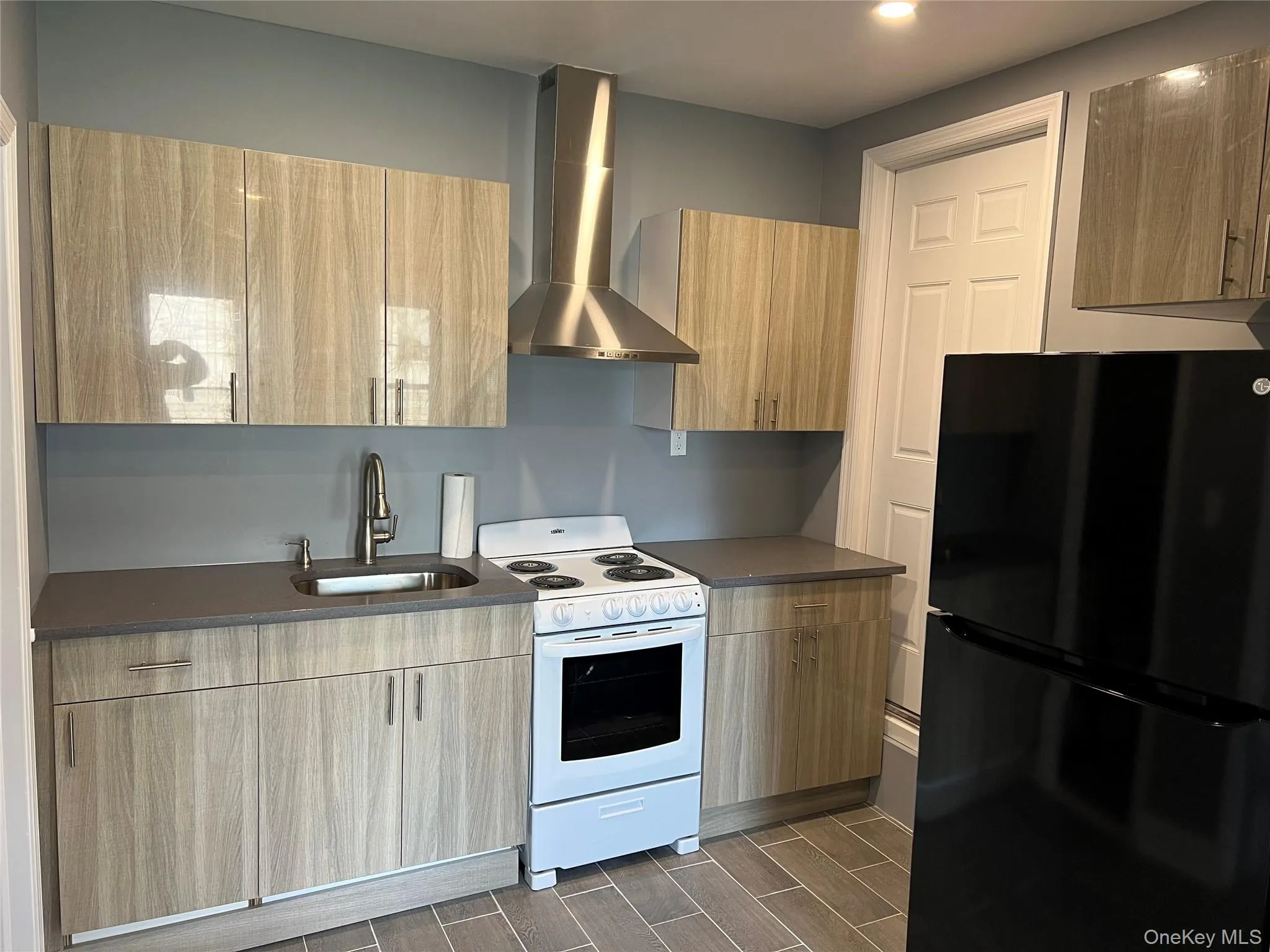 2 Gail Court, Babylon, NY, 1 Bedroom Bedrooms, 2 Rooms Rooms,1 BathroomBathrooms,Residential Lease,For Rent,Gail,0,1020753 2 Gail Court, Babylon, NY, 1 Bedroom Bedrooms, 2 Rooms Rooms,1 BathroomBathrooms,Residential Lease,For Rent,Gail,0,1020753
