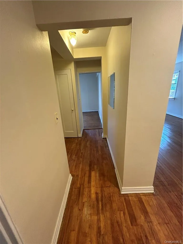 1833 Palmer Avenue, Mamaroneck, NY, 1 Bedroom Bedrooms, 4 Rooms Rooms,1 BathroomBathrooms,Residential Lease,For Rent,Palmer,0,1020755 1833 Palmer Avenue, Mamaroneck, NY, 1 Bedroom Bedrooms, 4 Rooms Rooms,1 BathroomBathrooms,Residential Lease,For Rent,Palmer,0,1020755