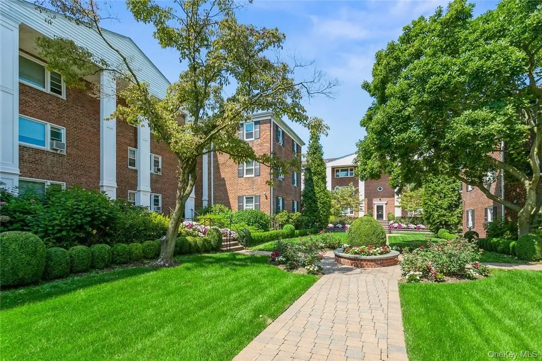1833 Palmer Avenue, Mamaroneck, NY, 1 Bedroom Bedrooms, 4 Rooms Rooms,1 BathroomBathrooms,Residential Lease,For Rent,Palmer,0,1020755 1833 Palmer Avenue, Mamaroneck, NY, 1 Bedroom Bedrooms, 4 Rooms Rooms,1 BathroomBathrooms,Residential Lease,For Rent,Palmer,0,1020755