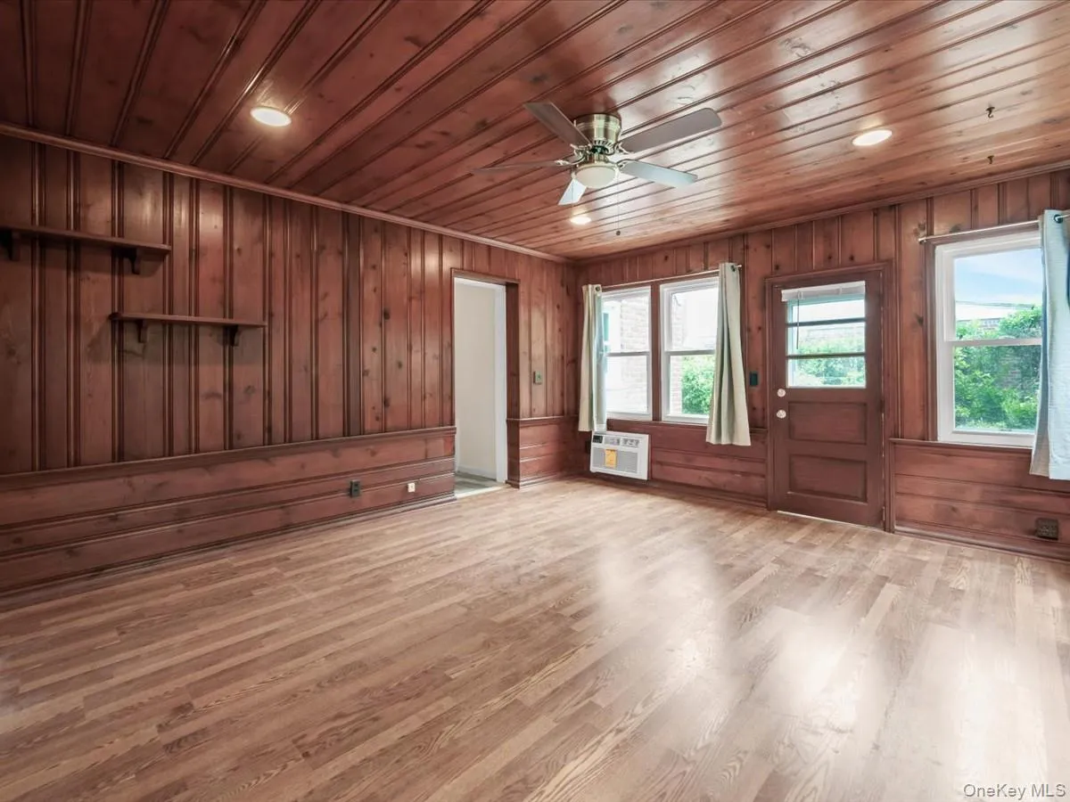 198 Canterbury, Hempstead, NY, 4 Bedrooms Bedrooms, 8 Rooms Rooms,2 BathroomsBathrooms,Residential,For Rent,Canterbury,0,1020758 198 Canterbury, Hempstead, NY, 4 Bedrooms Bedrooms, 8 Rooms Rooms,2 BathroomsBathrooms,Residential,For Rent,Canterbury,0,1020758