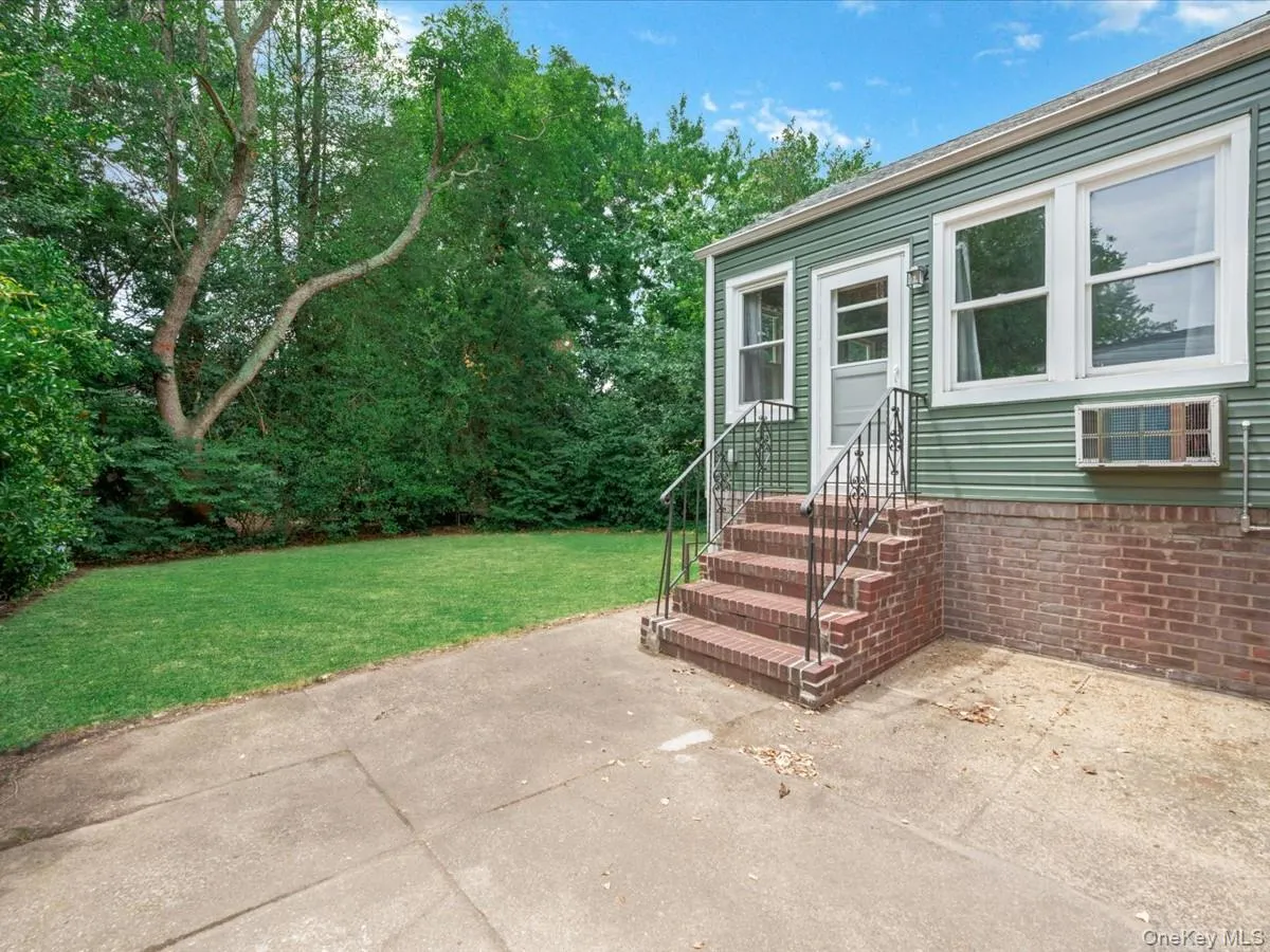 198 Canterbury, Hempstead, NY, 4 Bedrooms Bedrooms, 8 Rooms Rooms,2 BathroomsBathrooms,Residential,For Rent,Canterbury,0,1020758 198 Canterbury, Hempstead, NY, 4 Bedrooms Bedrooms, 8 Rooms Rooms,2 BathroomsBathrooms,Residential,For Rent,Canterbury,0,1020758