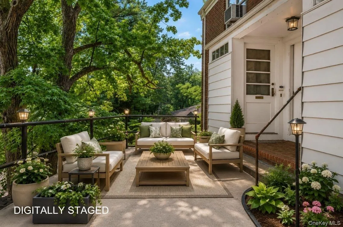 102 Spruce Street, Yonkers, NY, 1 Bedroom Bedrooms, 3 Rooms Rooms,1 BathroomBathrooms,Residential,For Rent,Spruce Street,0,1020764 102 Spruce Street, Yonkers, NY, 1 Bedroom Bedrooms, 3 Rooms Rooms,1 BathroomBathrooms,Residential,For Rent,Spruce Street,0,1020764