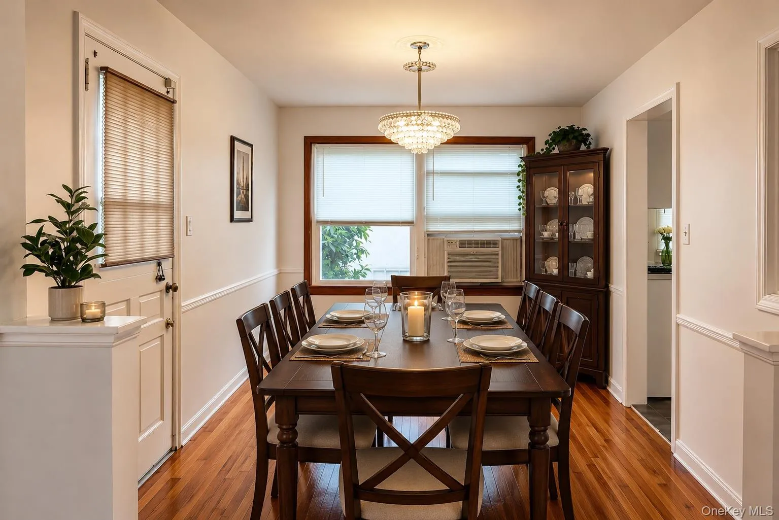 121 Manhasset Avenue, North Hempstead, NY, 3 Bedrooms Bedrooms, 6 Rooms Rooms,2 BathroomsBathrooms,Residential Lease,For Rent,Manhasset,0,1020766 121 Manhasset Avenue, North Hempstead, NY, 3 Bedrooms Bedrooms, 6 Rooms Rooms,2 BathroomsBathrooms,Residential Lease,For Rent,Manhasset,0,1020766