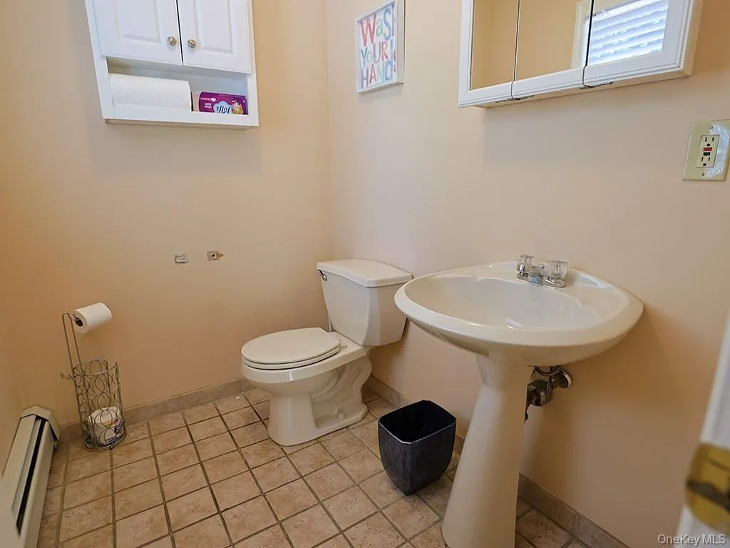 4 Ironworks Road, Monroe, NY, 4 Bedrooms Bedrooms, 8 Rooms Rooms,2 BathroomsBathrooms,Residential,For Rent,Ironworks,0,1020769 4 Ironworks Road, Monroe, NY, 4 Bedrooms Bedrooms, 8 Rooms Rooms,2 BathroomsBathrooms,Residential,For Rent,Ironworks,0,1020769