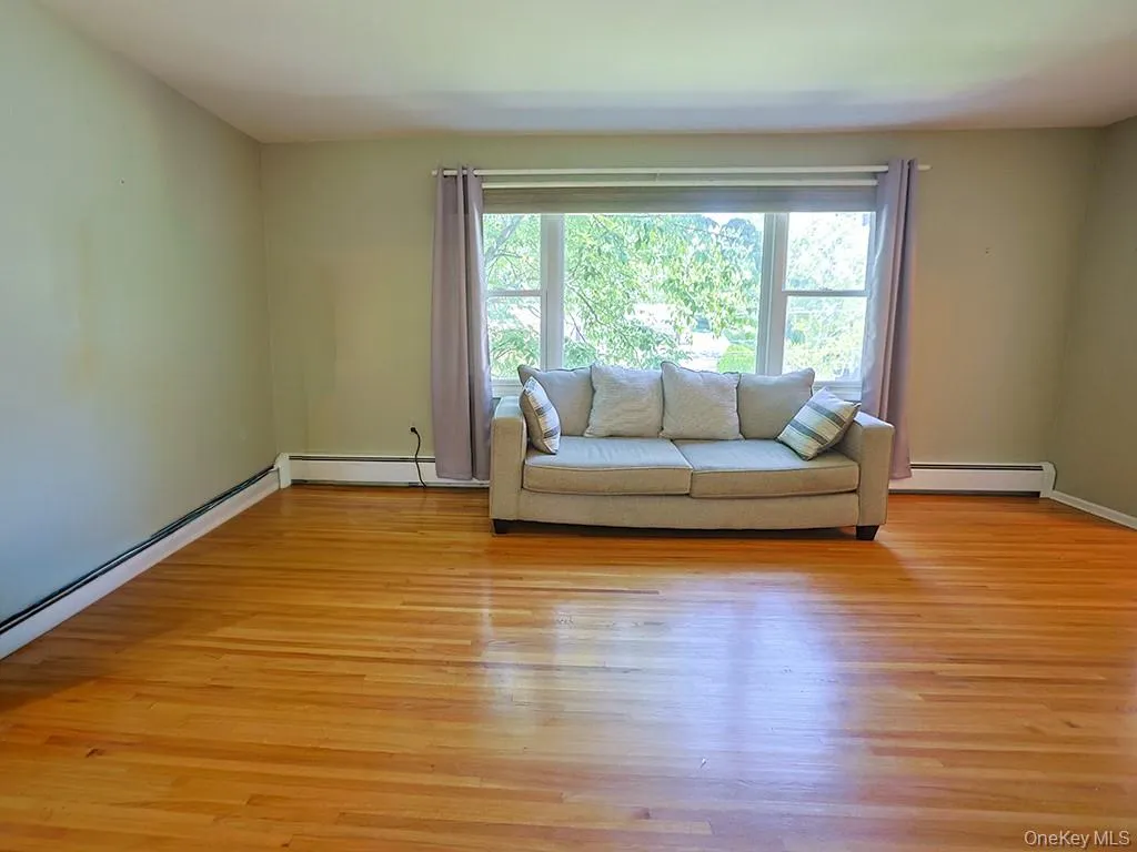 4 Ironworks Road, Monroe, NY, 4 Bedrooms Bedrooms, 8 Rooms Rooms,2 BathroomsBathrooms,Residential,For Rent,Ironworks,0,1020769 4 Ironworks Road, Monroe, NY, 4 Bedrooms Bedrooms, 8 Rooms Rooms,2 BathroomsBathrooms,Residential,For Rent,Ironworks,0,1020769