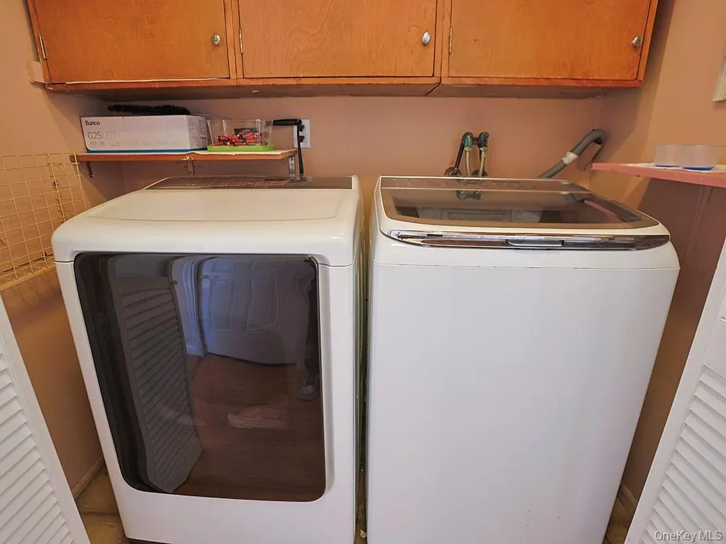 4 Ironworks Road, Monroe, NY, 4 Bedrooms Bedrooms, 8 Rooms Rooms,2 BathroomsBathrooms,Residential,For Rent,Ironworks,0,1020769 4 Ironworks Road, Monroe, NY, 4 Bedrooms Bedrooms, 8 Rooms Rooms,2 BathroomsBathrooms,Residential,For Rent,Ironworks,0,1020769