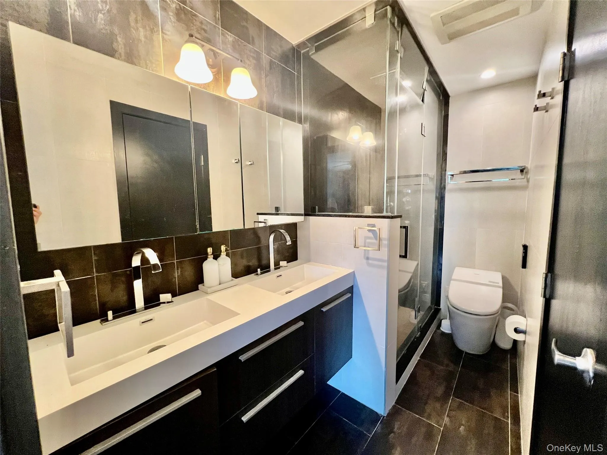 750 Lido Boulevard, Hempstead, NY, 2 Bedrooms Bedrooms, 5 Rooms Rooms,2 BathroomsBathrooms,Residential,For Rent,Lido,0,1020771 750 Lido Boulevard, Hempstead, NY, 2 Bedrooms Bedrooms, 5 Rooms Rooms,2 BathroomsBathrooms,Residential,For Rent,Lido,0,1020771