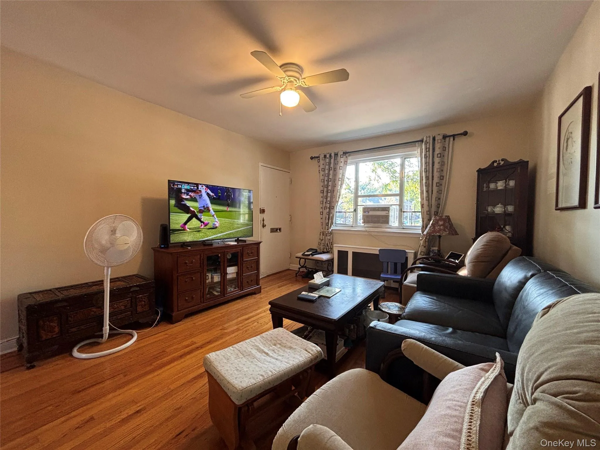 224-14 Hillside Avenue, New York, NY, 2 Bedrooms Bedrooms, 4 Rooms Rooms,1 BathroomBathrooms,Residential,For Rent,Hillside,0,1020775 224-14 Hillside Avenue, New York, NY, 2 Bedrooms Bedrooms, 4 Rooms Rooms,1 BathroomBathrooms,Residential,For Rent,Hillside,0,1020775