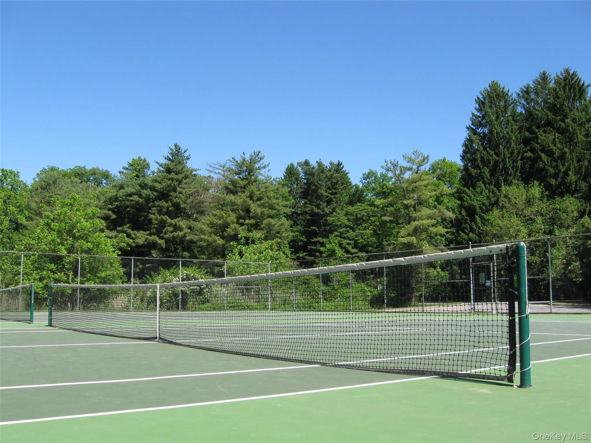 Village of Pleasantville Tennis Courts .. Adjacent to Foxwood Condominium. Village of Pleasantville Tennis Courts .. Adjacent to Foxwood Condominium.