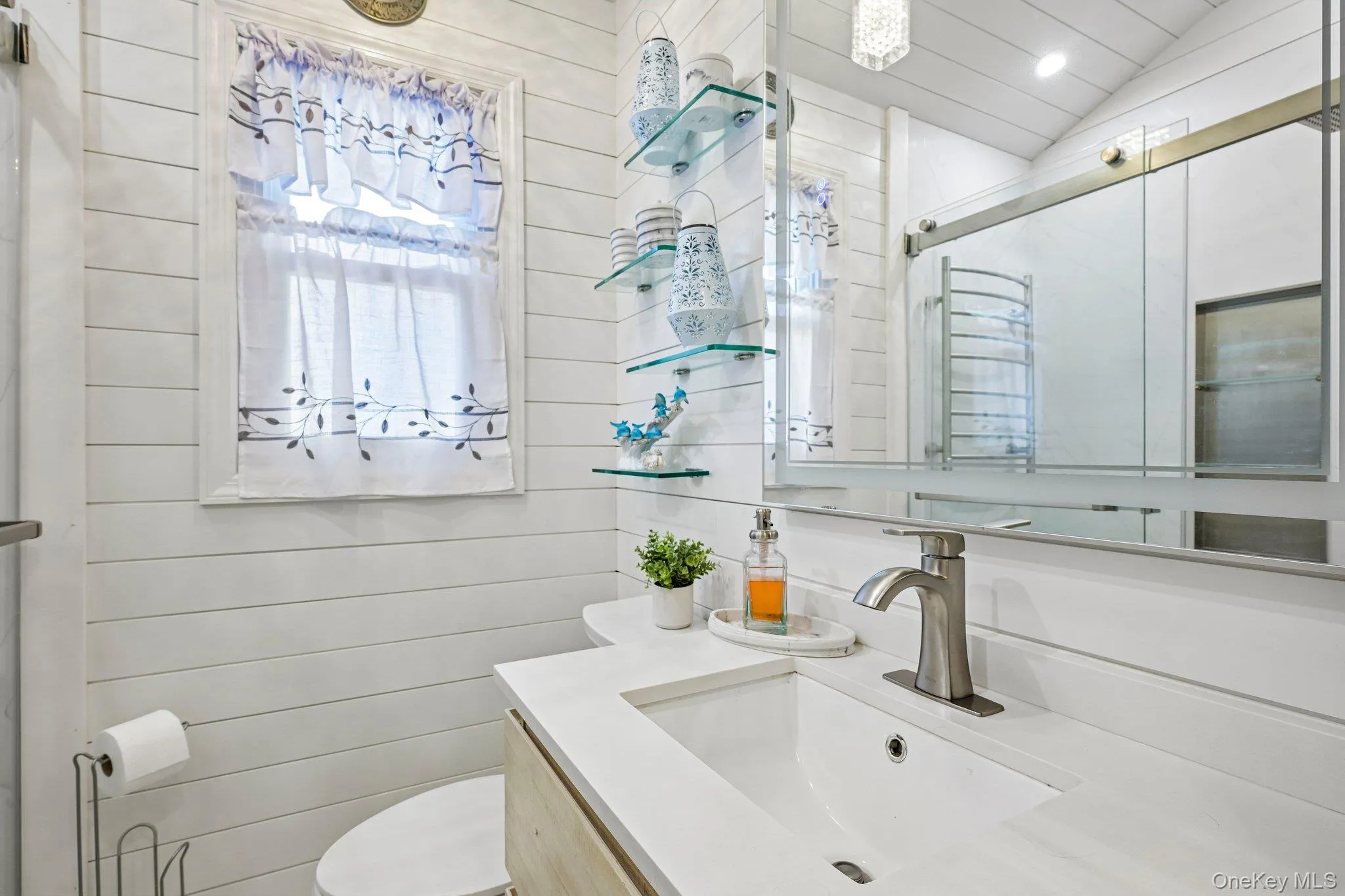 148 Oak Avenue, Brookhaven, NY, 3 Bedrooms Bedrooms, 9 Rooms Rooms,2 BathroomsBathrooms,Residential,For Rent,Oak,0,1020783 148 Oak Avenue, Brookhaven, NY, 3 Bedrooms Bedrooms, 9 Rooms Rooms,2 BathroomsBathrooms,Residential,For Rent,Oak,0,1020783