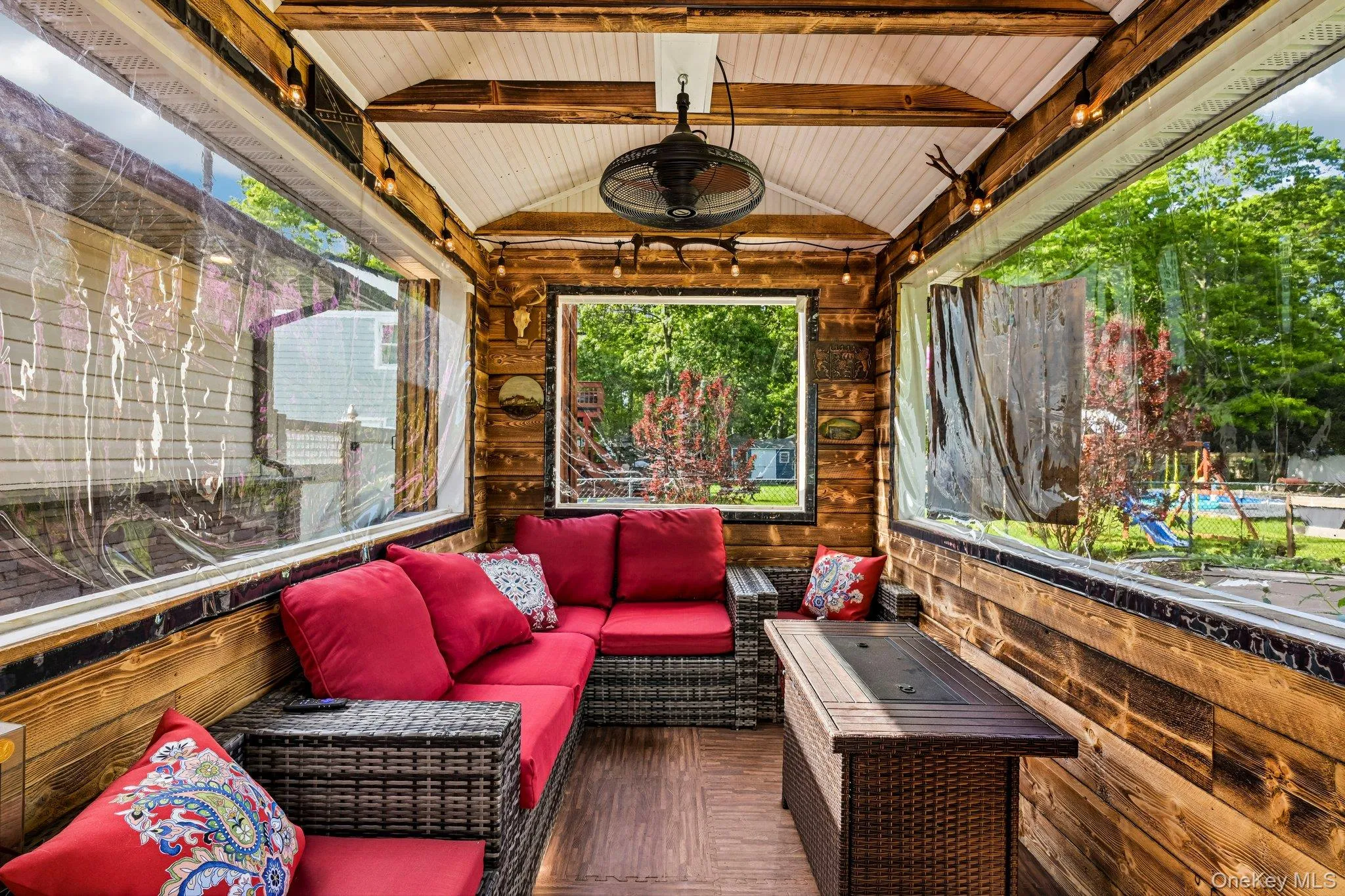 Outdoor sitting area/she shed Outdoor sitting area/she shed