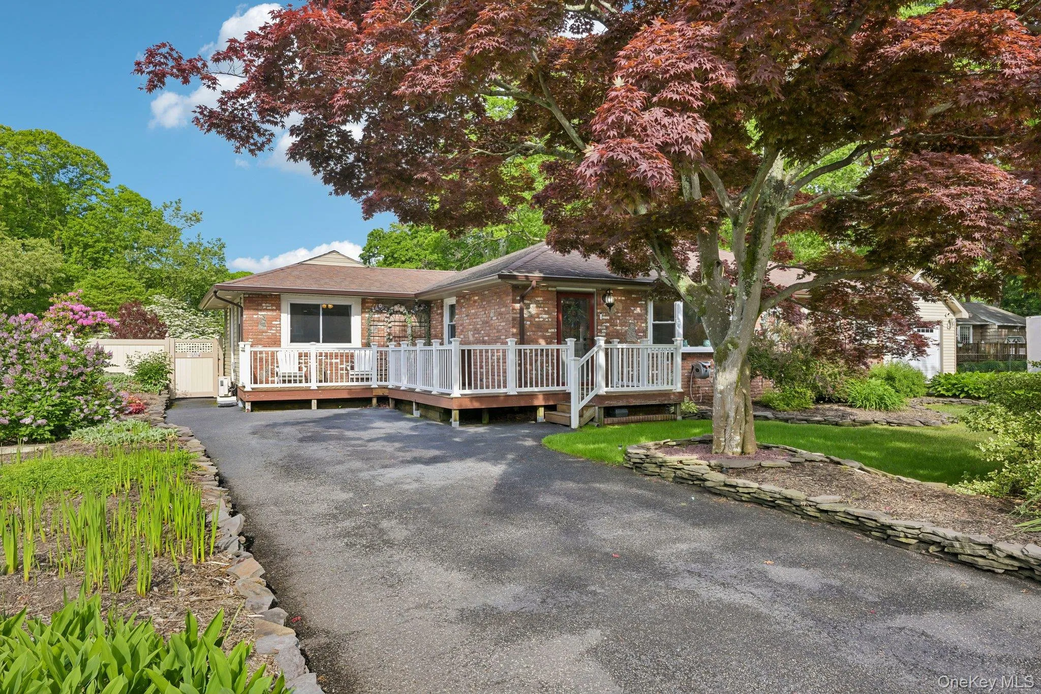 148 Oak Avenue, Brookhaven, NY, 3 Bedrooms Bedrooms, 9 Rooms Rooms,2 BathroomsBathrooms,Residential,For Rent,Oak,0,1020783 148 Oak Avenue, Brookhaven, NY, 3 Bedrooms Bedrooms, 9 Rooms Rooms,2 BathroomsBathrooms,Residential,For Rent,Oak,0,1020783