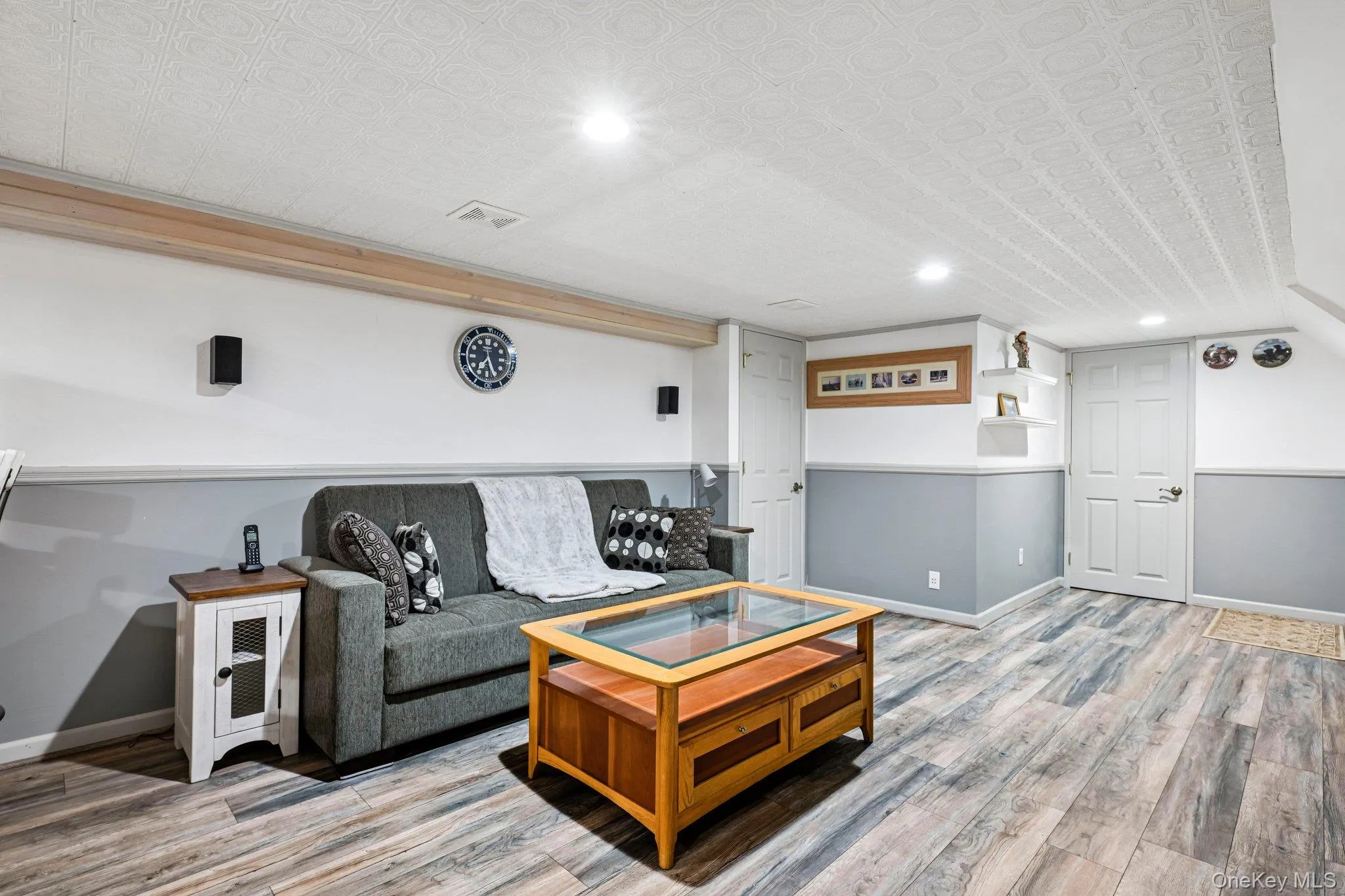 148 Oak Avenue, Brookhaven, NY, 3 Bedrooms Bedrooms, 9 Rooms Rooms,2 BathroomsBathrooms,Residential,For Rent,Oak,0,1020783 148 Oak Avenue, Brookhaven, NY, 3 Bedrooms Bedrooms, 9 Rooms Rooms,2 BathroomsBathrooms,Residential,For Rent,Oak,0,1020783