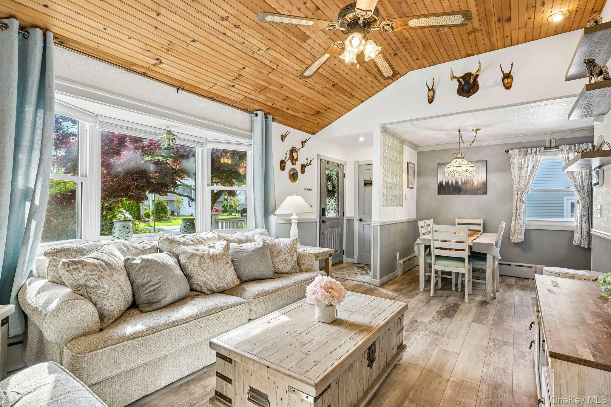148 Oak Avenue, Brookhaven, NY, 3 Bedrooms Bedrooms, 9 Rooms Rooms,2 BathroomsBathrooms,Residential,For Rent,Oak,0,1020783 148 Oak Avenue, Brookhaven, NY, 3 Bedrooms Bedrooms, 9 Rooms Rooms,2 BathroomsBathrooms,Residential,For Rent,Oak,0,1020783