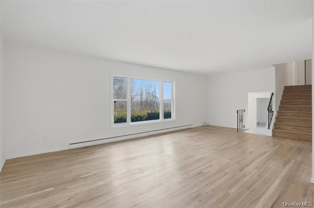 26 Lauretta Drive, Lloyd, NY, 4 Bedrooms Bedrooms, 10 Rooms Rooms,2 BathroomsBathrooms,Residential,For Rent,Lauretta,0,1020784 26 Lauretta Drive, Lloyd, NY, 4 Bedrooms Bedrooms, 10 Rooms Rooms,2 BathroomsBathrooms,Residential,For Rent,Lauretta,0,1020784