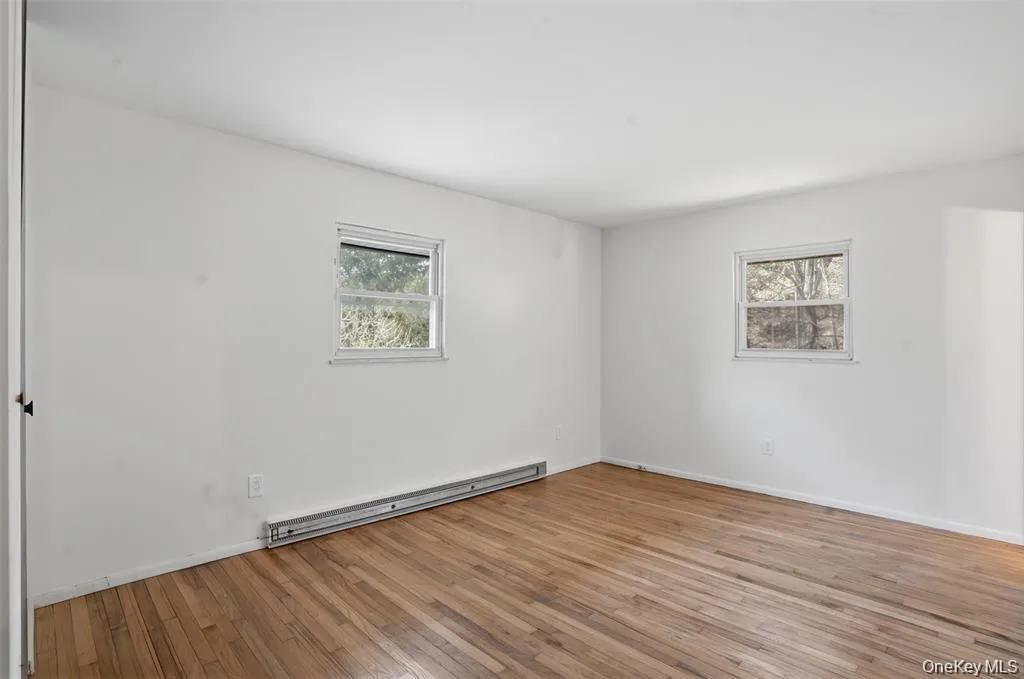 26 Lauretta Drive, Lloyd, NY, 4 Bedrooms Bedrooms, 10 Rooms Rooms,2 BathroomsBathrooms,Residential,For Rent,Lauretta,0,1020784 26 Lauretta Drive, Lloyd, NY, 4 Bedrooms Bedrooms, 10 Rooms Rooms,2 BathroomsBathrooms,Residential,For Rent,Lauretta,0,1020784