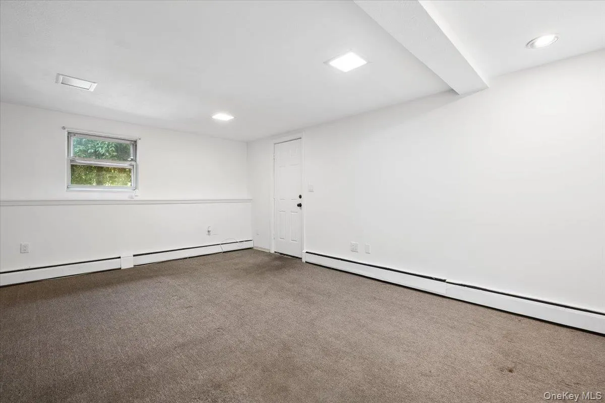 Head out this door to the 1-car garage. Head out this door to the 1-car garage.