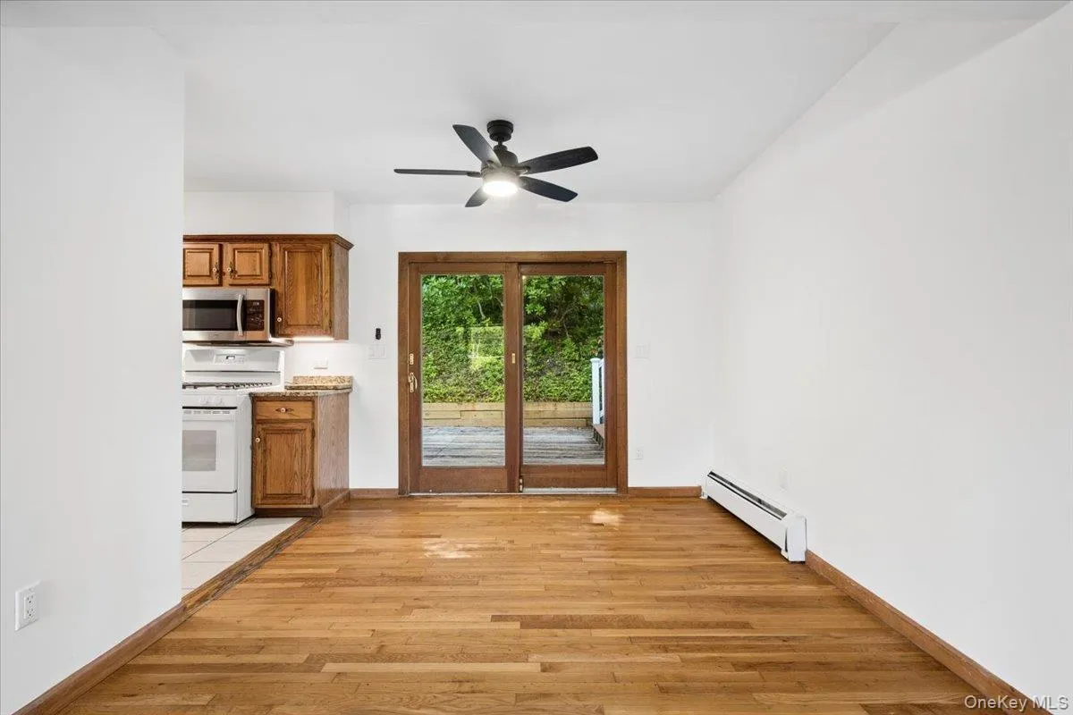 The dining area provides a seamless transition to the deck. The dining area provides a seamless transition to the deck.