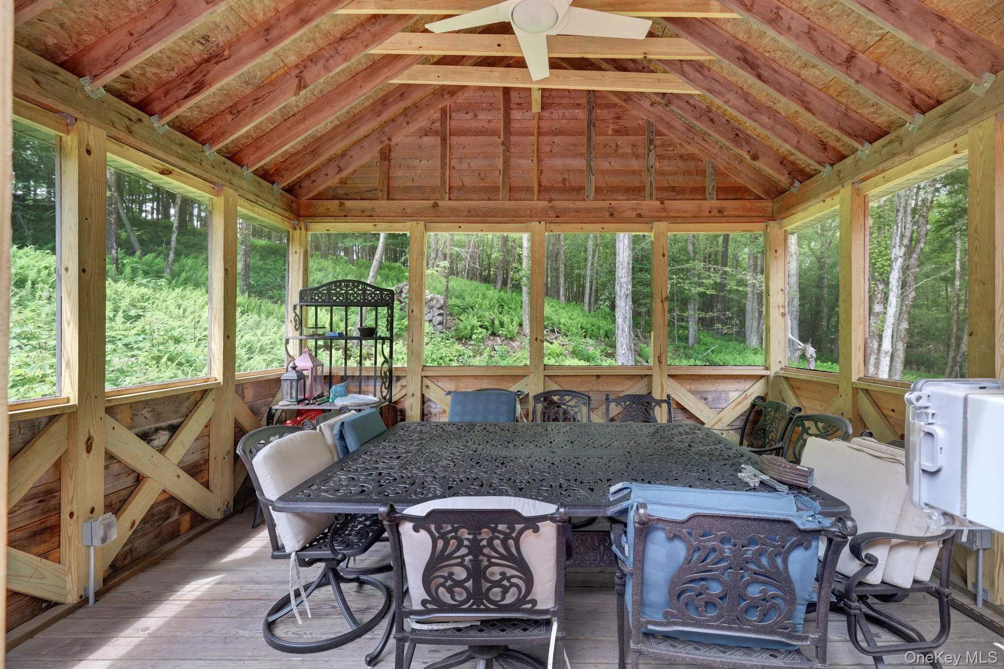 Screen house interior Screen house interior