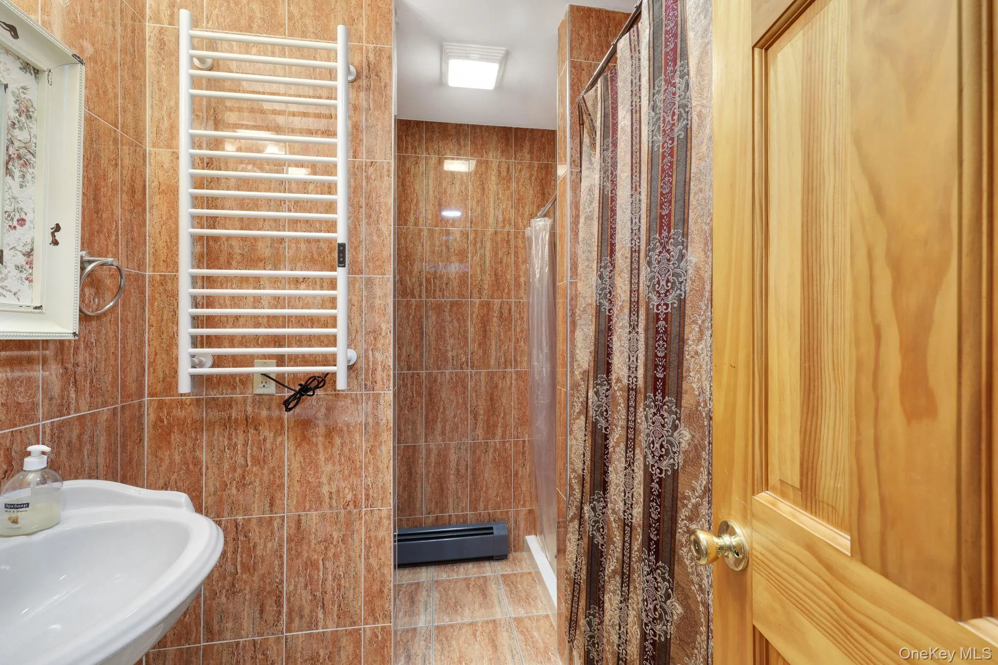 993 Hurd Road, Bethel, NY, 5 Bedrooms Bedrooms, 11 Rooms Rooms,3 BathroomsBathrooms,Residential,For Rent,Hurd,0,1020792 993 Hurd Road, Bethel, NY, 5 Bedrooms Bedrooms, 11 Rooms Rooms,3 BathroomsBathrooms,Residential,For Rent,Hurd,0,1020792
