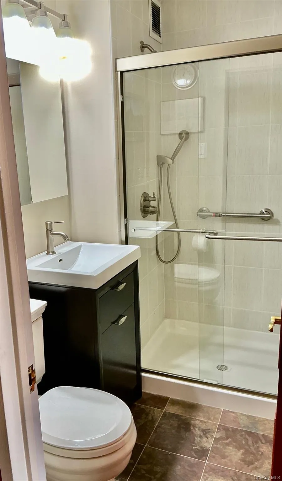26910 Grand Central Parkway, New York, NY, 2 Bedrooms Bedrooms, 5 Rooms Rooms,2 BathroomsBathrooms,Residential,For Rent,Grand Central,0,1020795 26910 Grand Central Parkway, New York, NY, 2 Bedrooms Bedrooms, 5 Rooms Rooms,2 BathroomsBathrooms,Residential,For Rent,Grand Central,0,1020795
