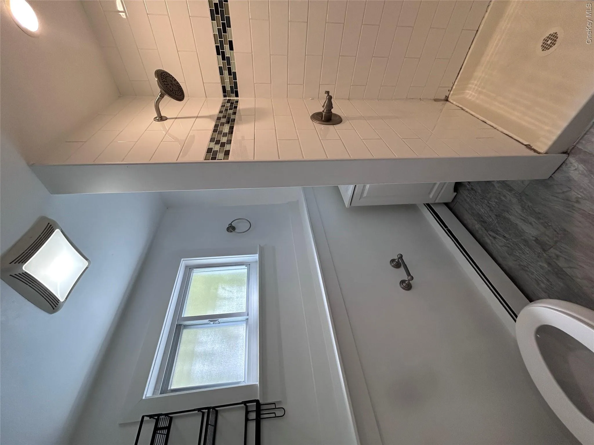21a thorney Avenue, Huntington, NY, 4 Bedrooms Bedrooms, 9 Rooms Rooms,2 BathroomsBathrooms,Residential Lease,For Rent,thorney,0,1020798 21a thorney Avenue, Huntington, NY, 4 Bedrooms Bedrooms, 9 Rooms Rooms,2 BathroomsBathrooms,Residential Lease,For Rent,thorney,0,1020798