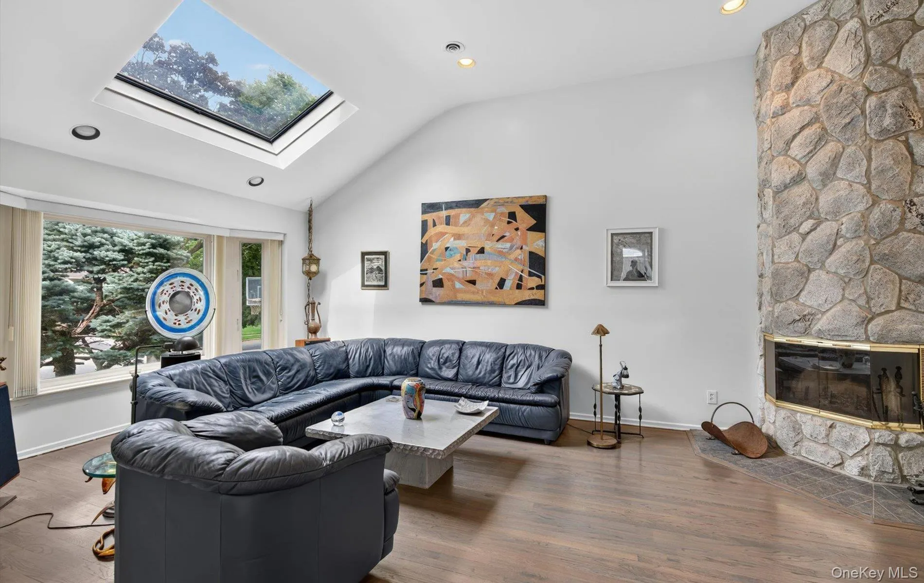 15 Ulster Drive, Oyster Bay, NY, 4 Bedrooms Bedrooms, 9 Rooms Rooms,3 BathroomsBathrooms,Residential,For Rent,Ulster,0,1020804 15 Ulster Drive, Oyster Bay, NY, 4 Bedrooms Bedrooms, 9 Rooms Rooms,3 BathroomsBathrooms,Residential,For Rent,Ulster,0,1020804
